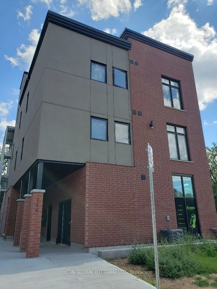 144 Renfrew Avenue