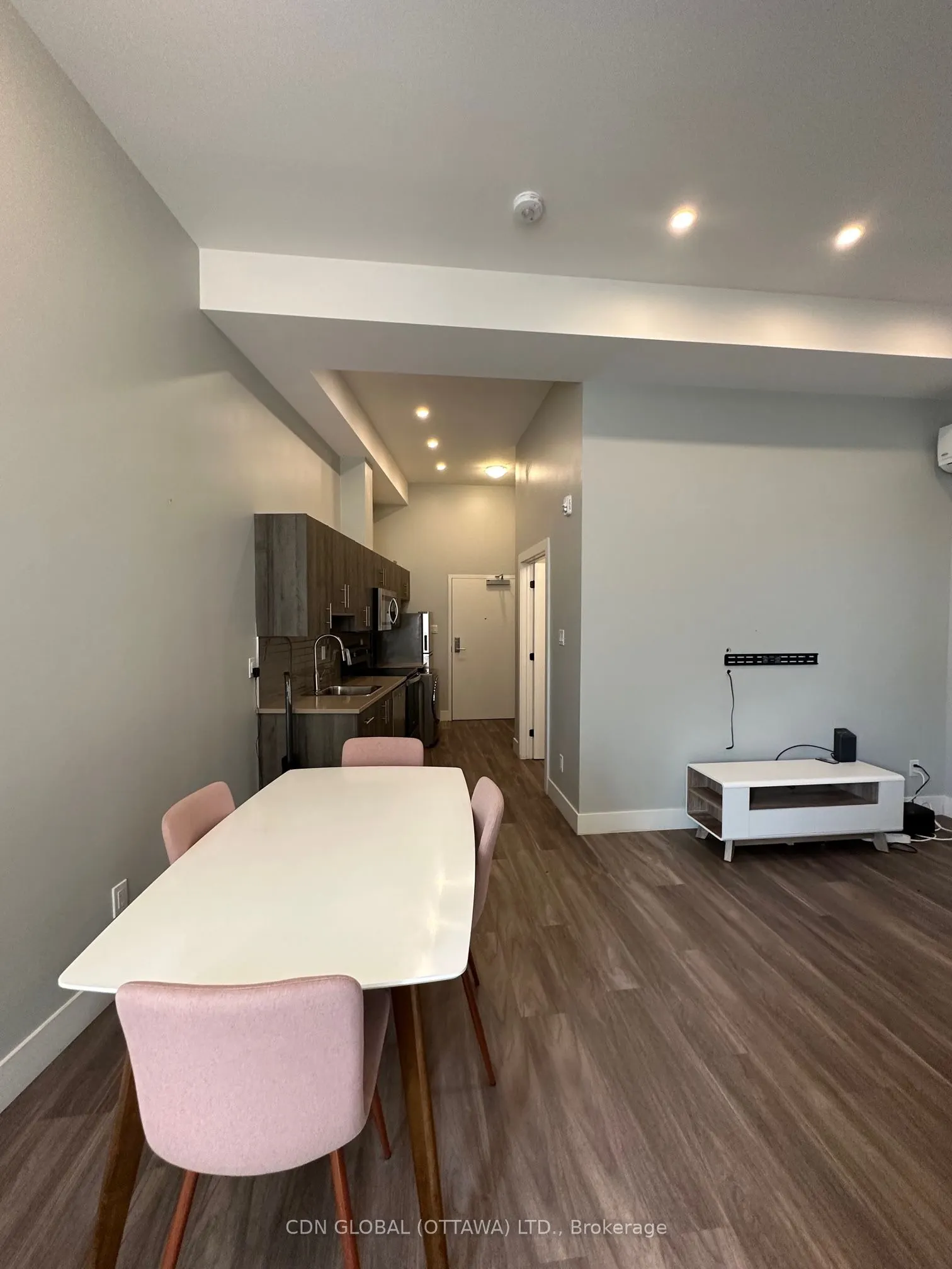 144 Renfrew Avenue