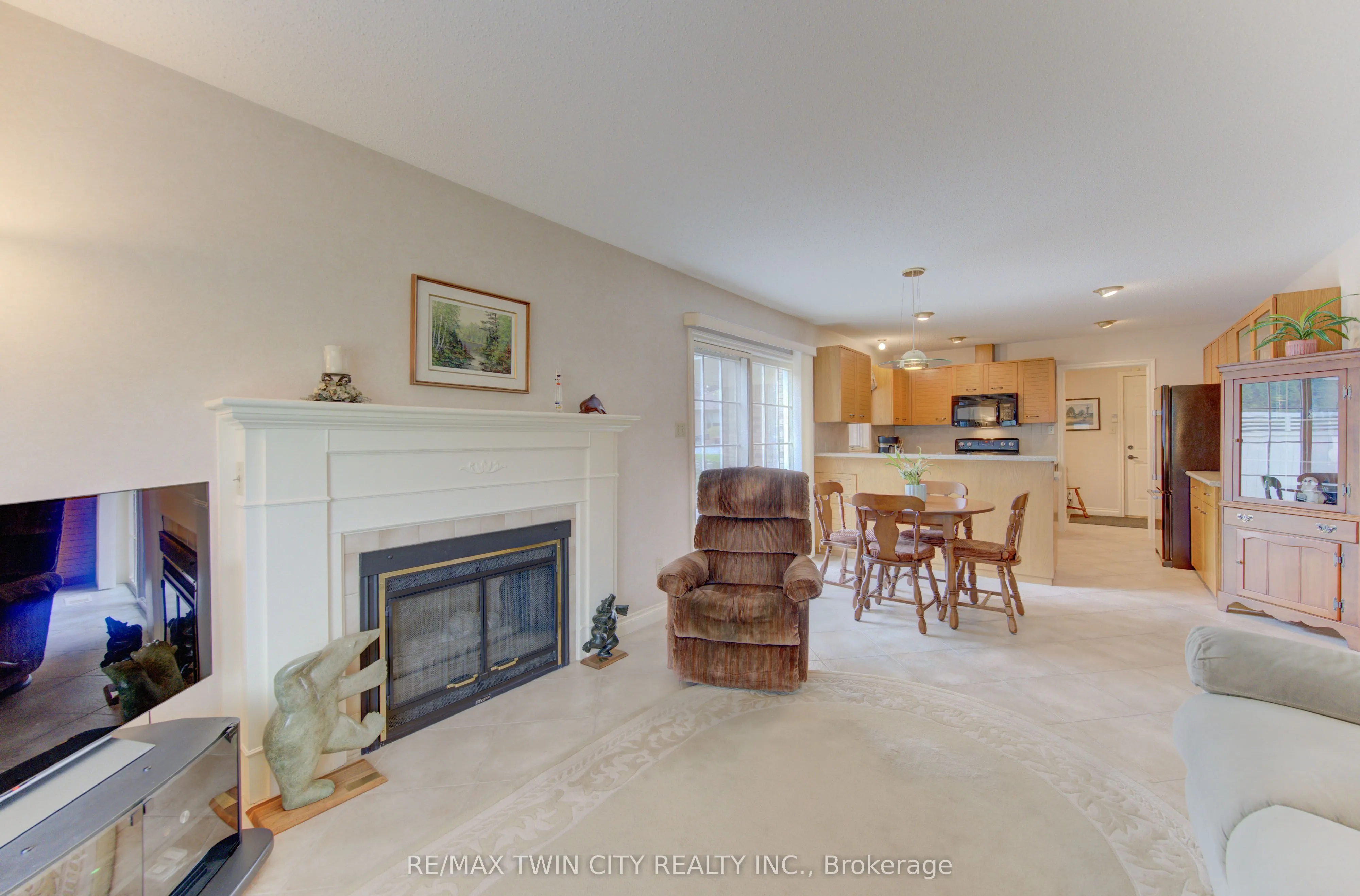 298 Roxton Drive #13