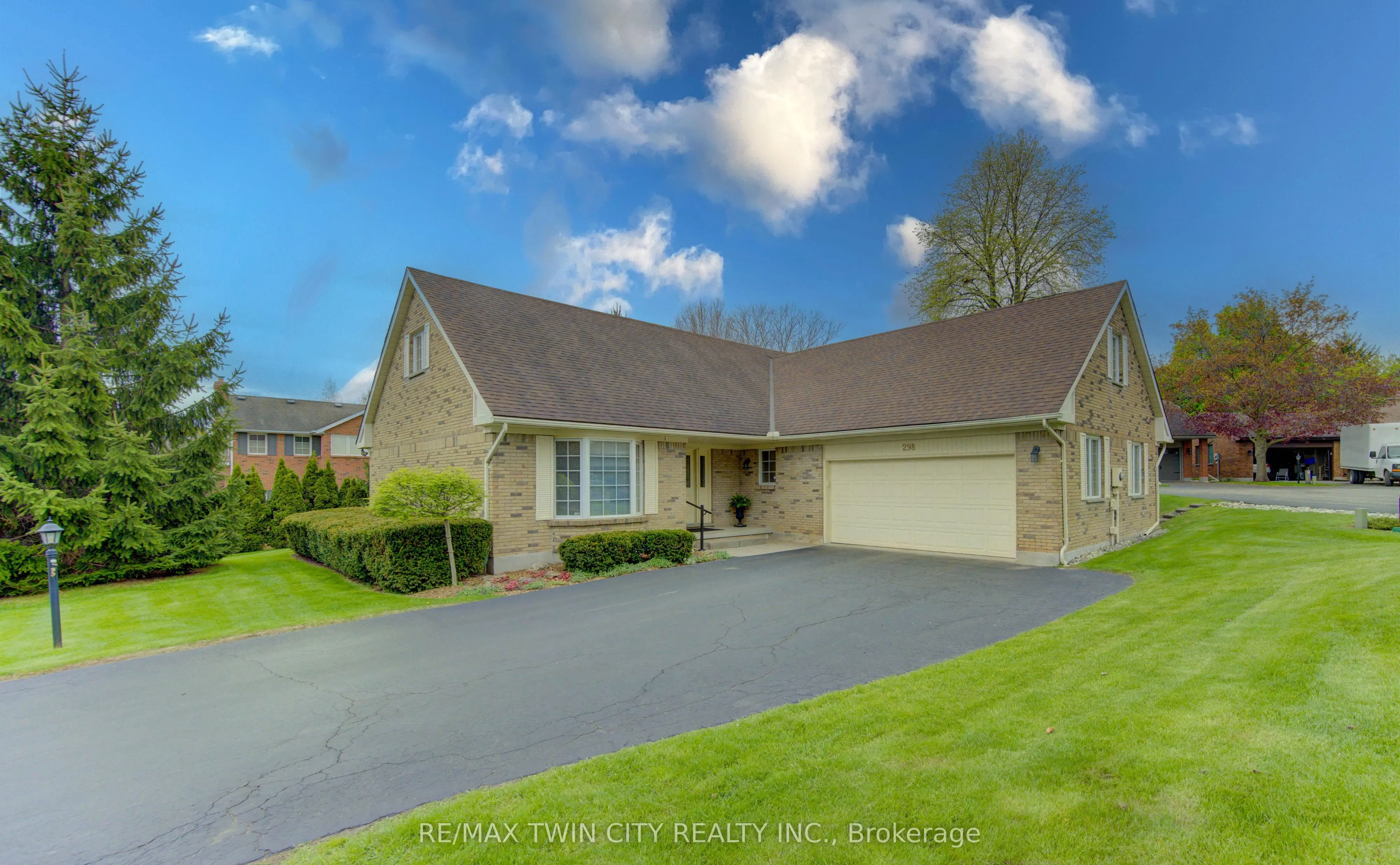 298 Roxton Drive #13