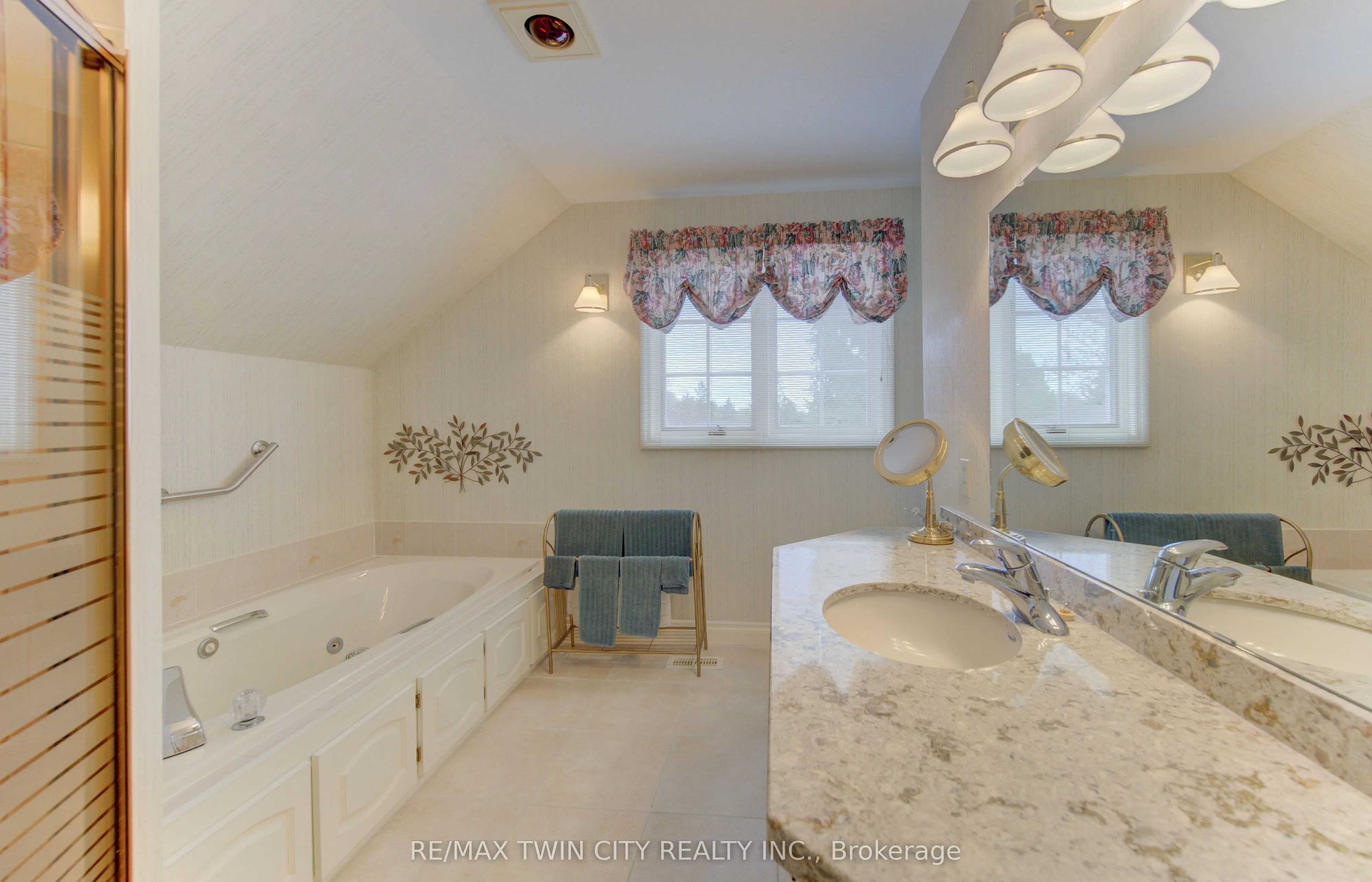298 Roxton Drive #13