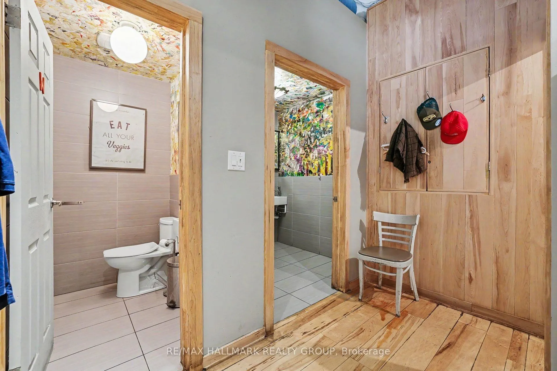 225 Strathcona Avenue