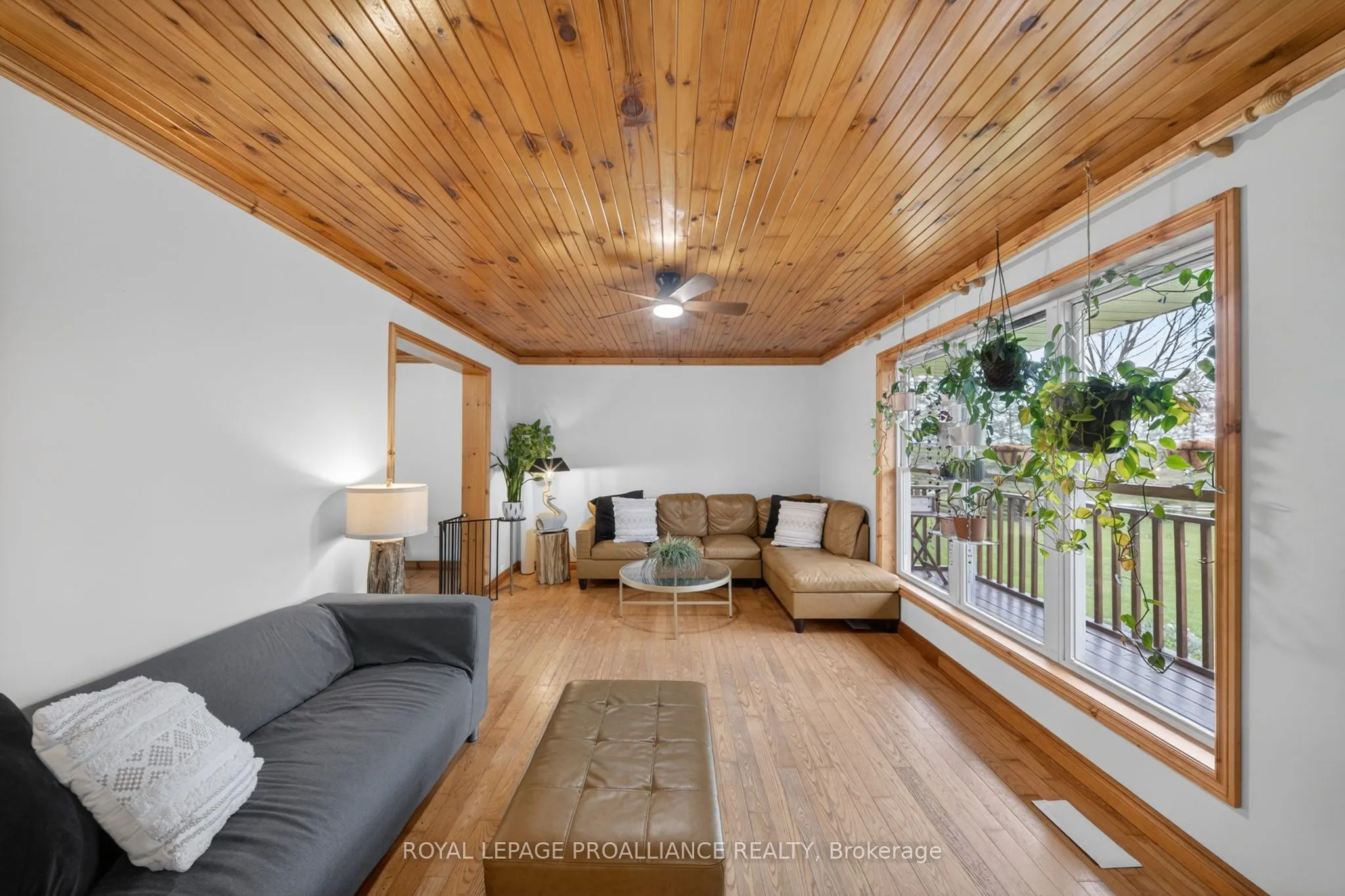 235 East Hungerford Road