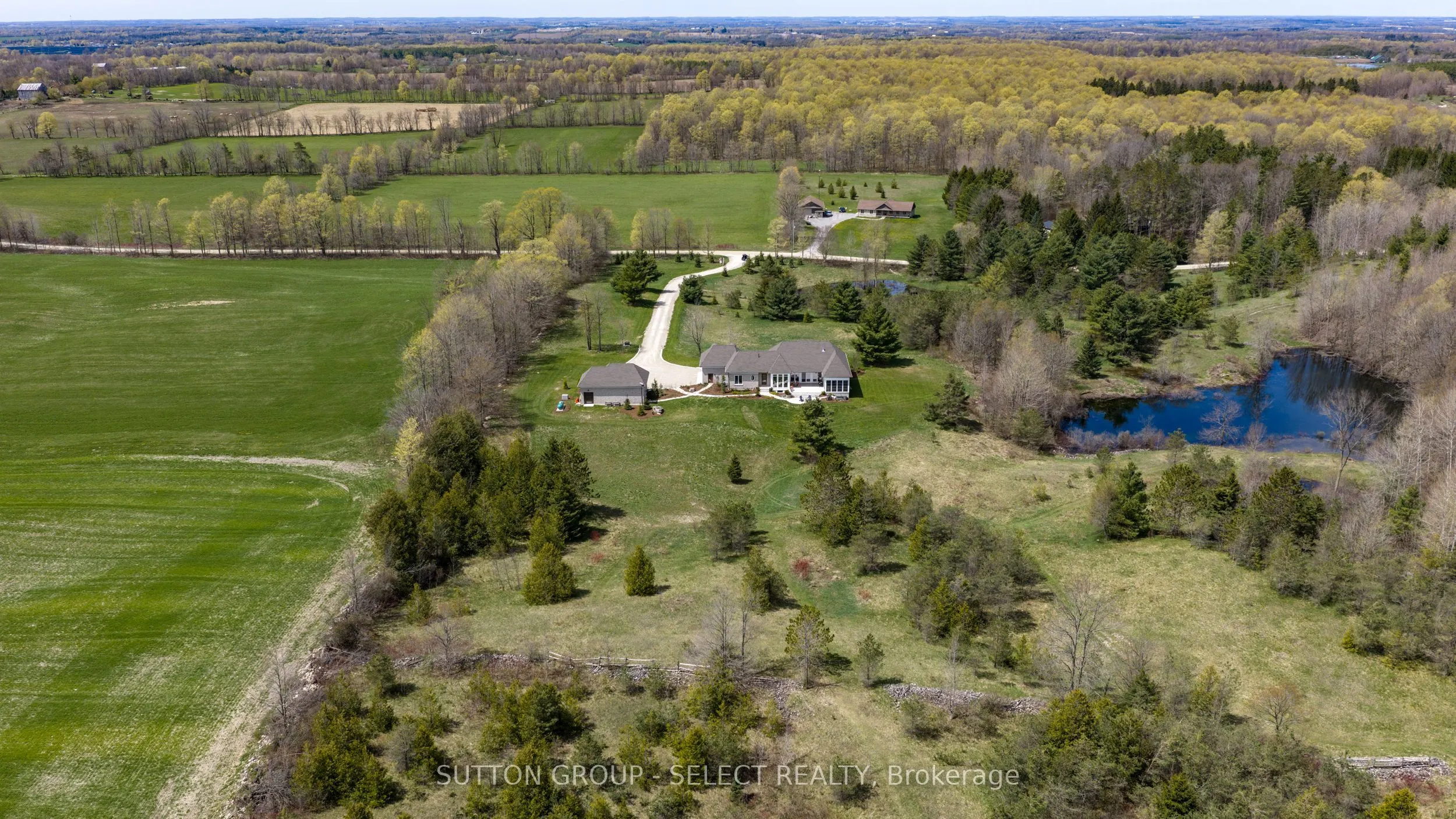 472715 Southgate 47 Side Road