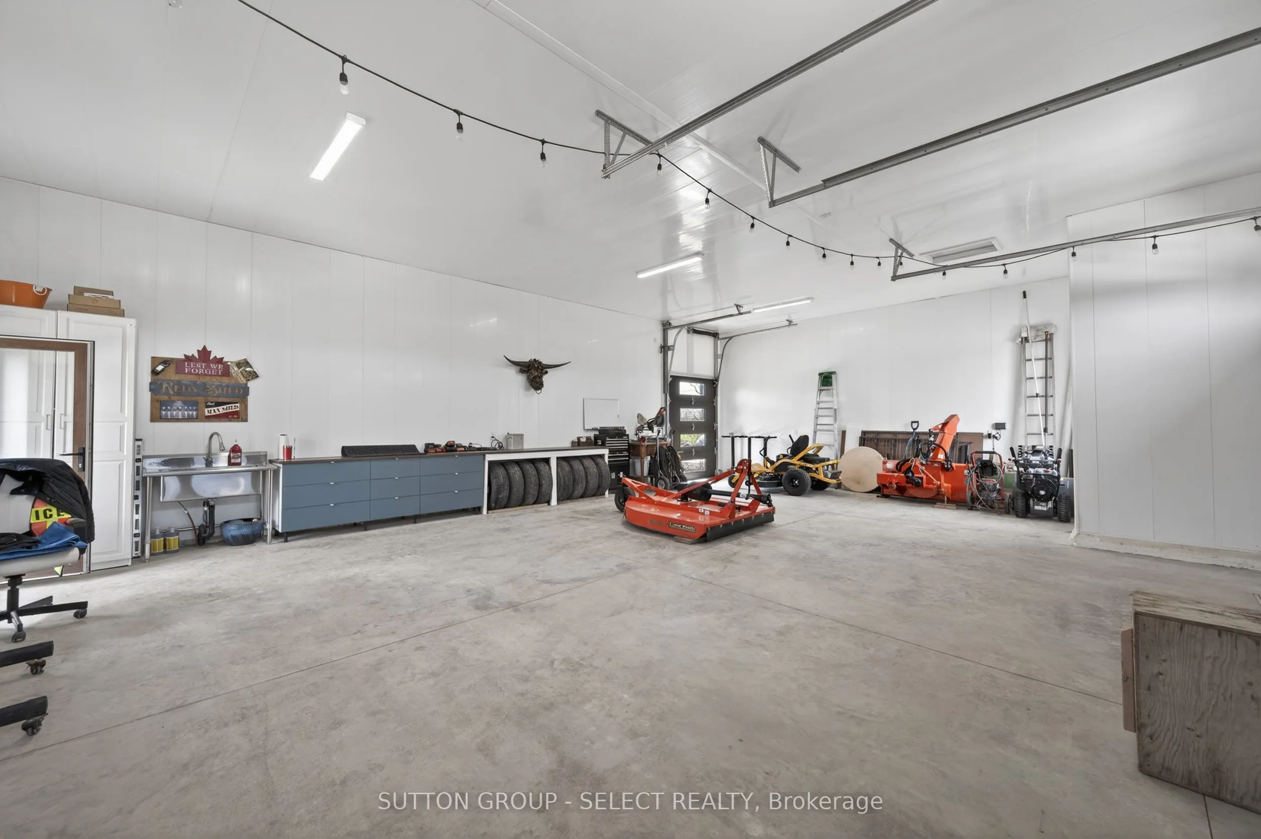 472715 Southgate 47 Side Road