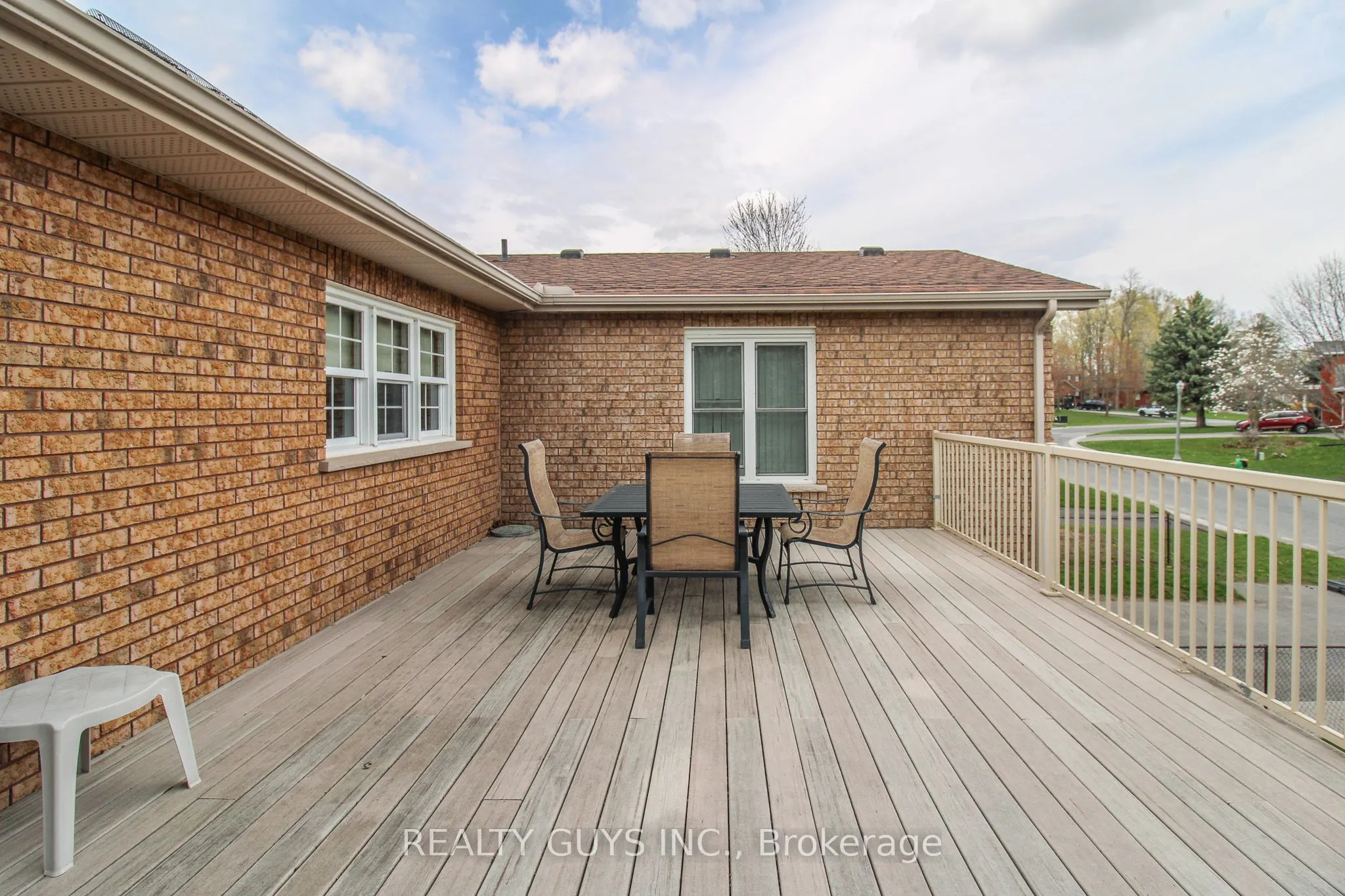 668 Brealey Drive
