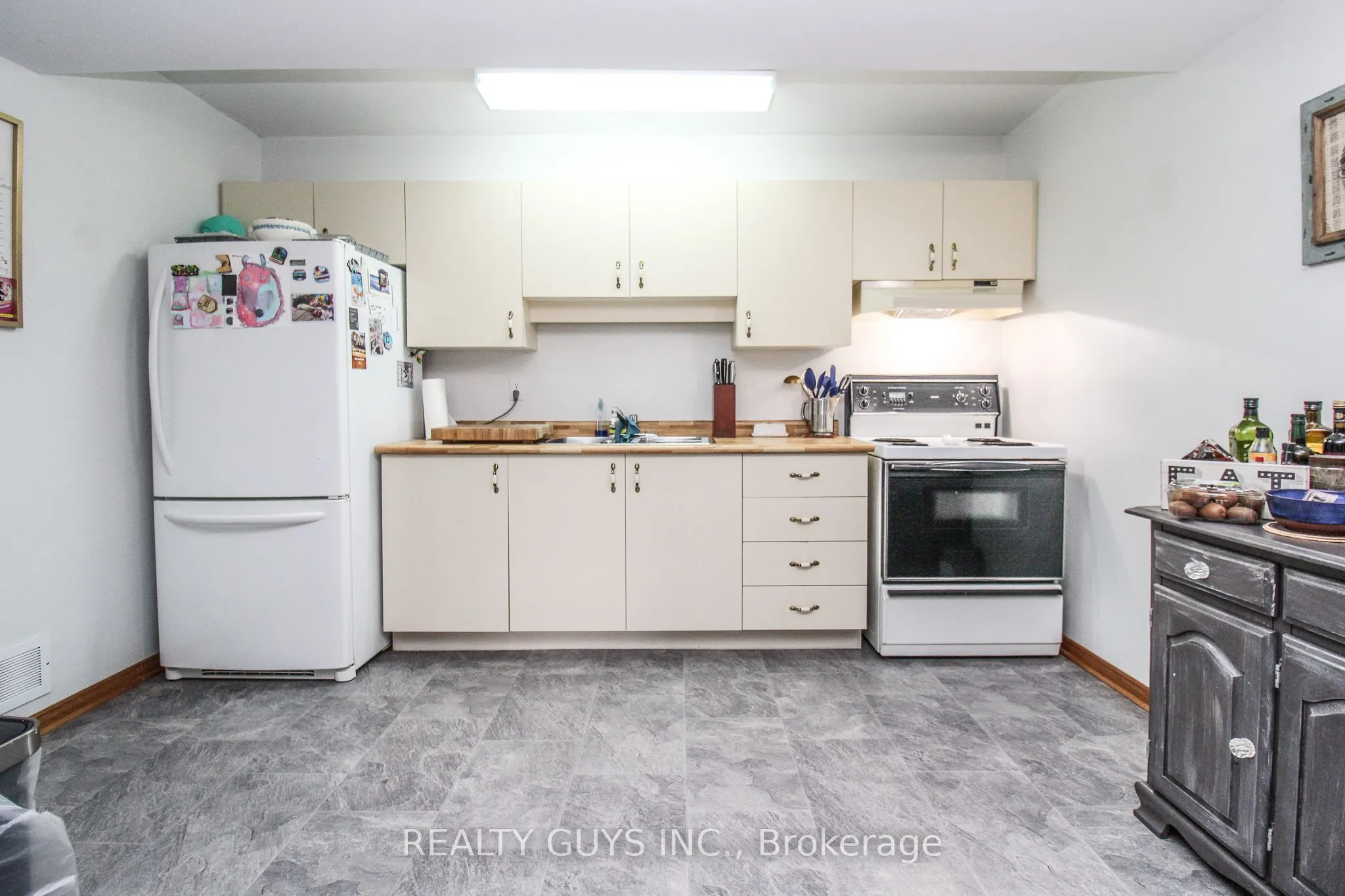668 Brealey Drive