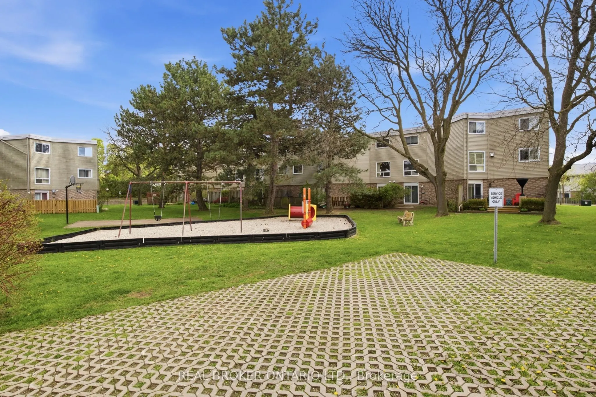 60 Elmsdale Drive #46