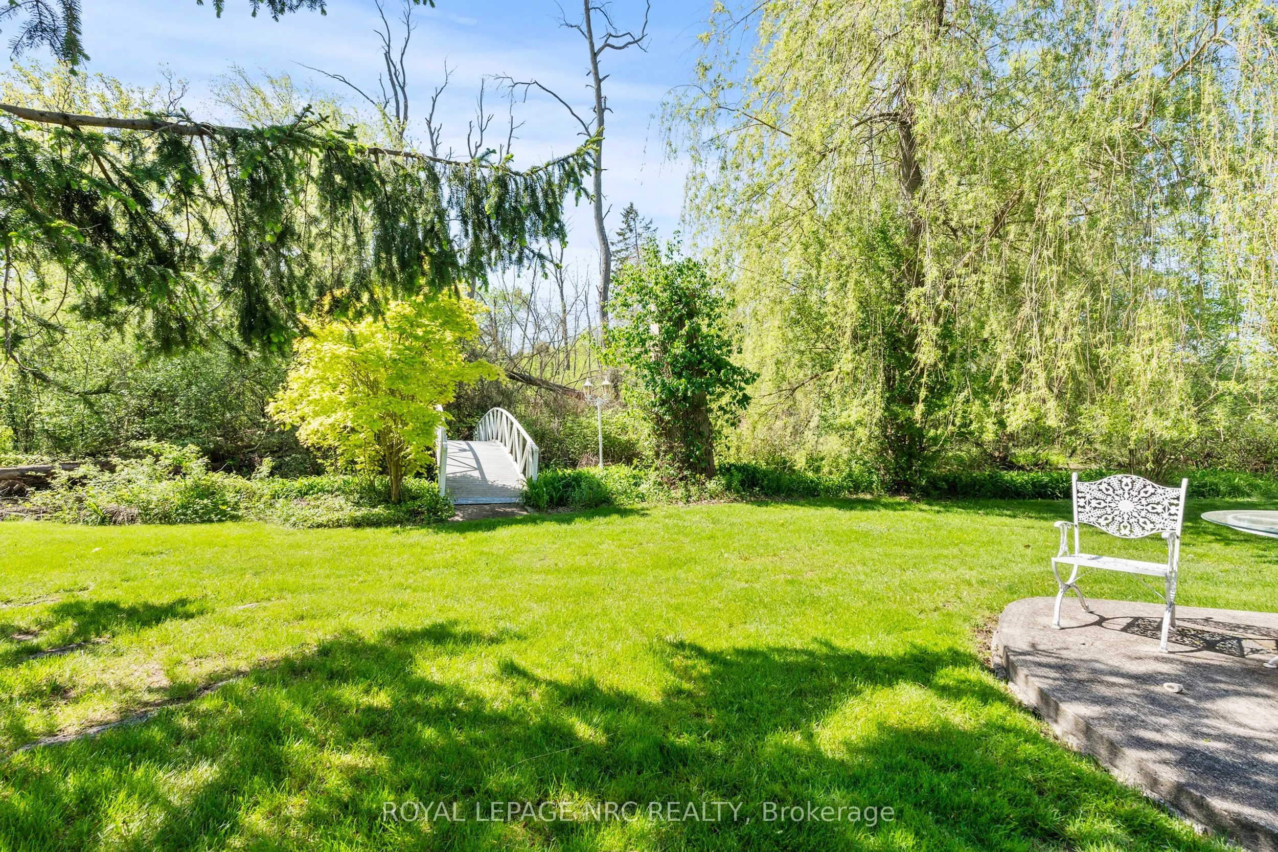 3689 Niagara Boulevard