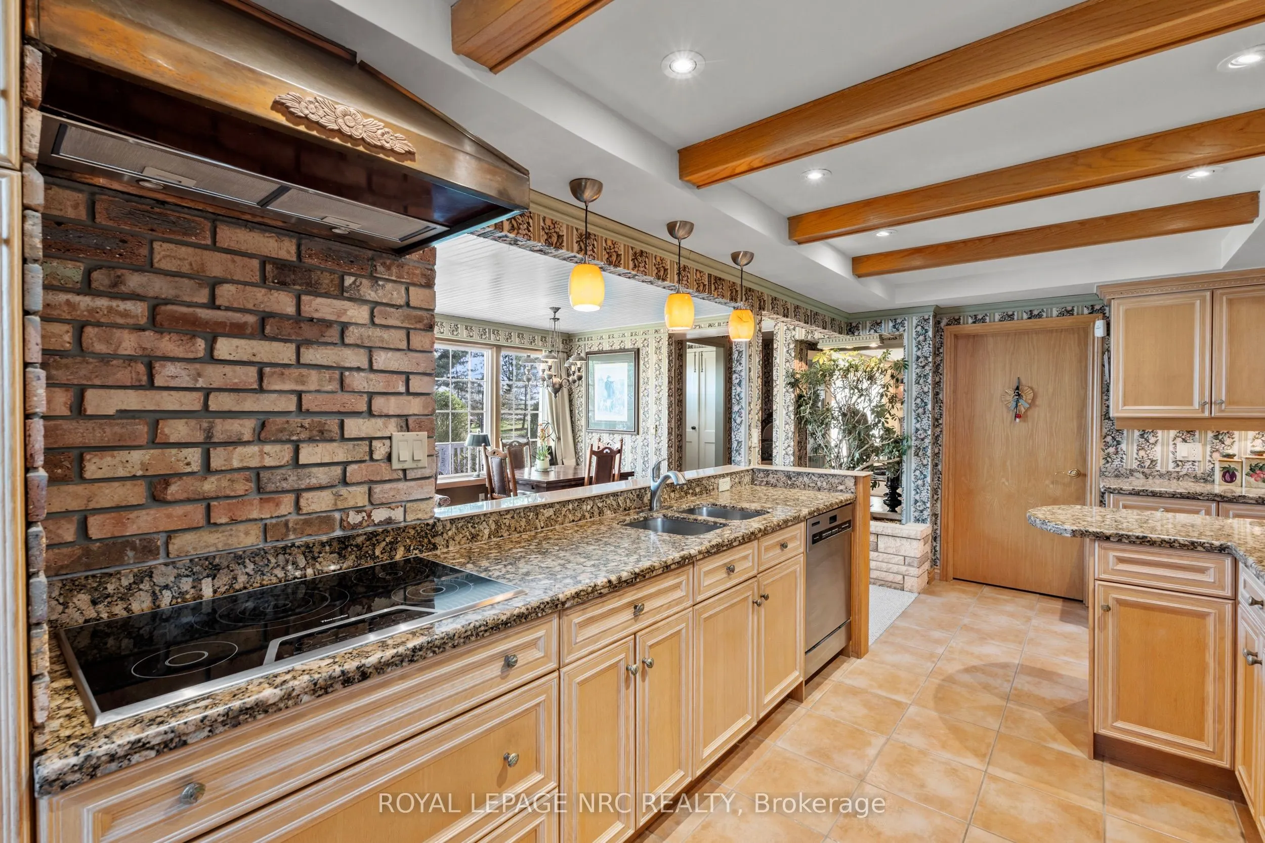 3689 Niagara Boulevard