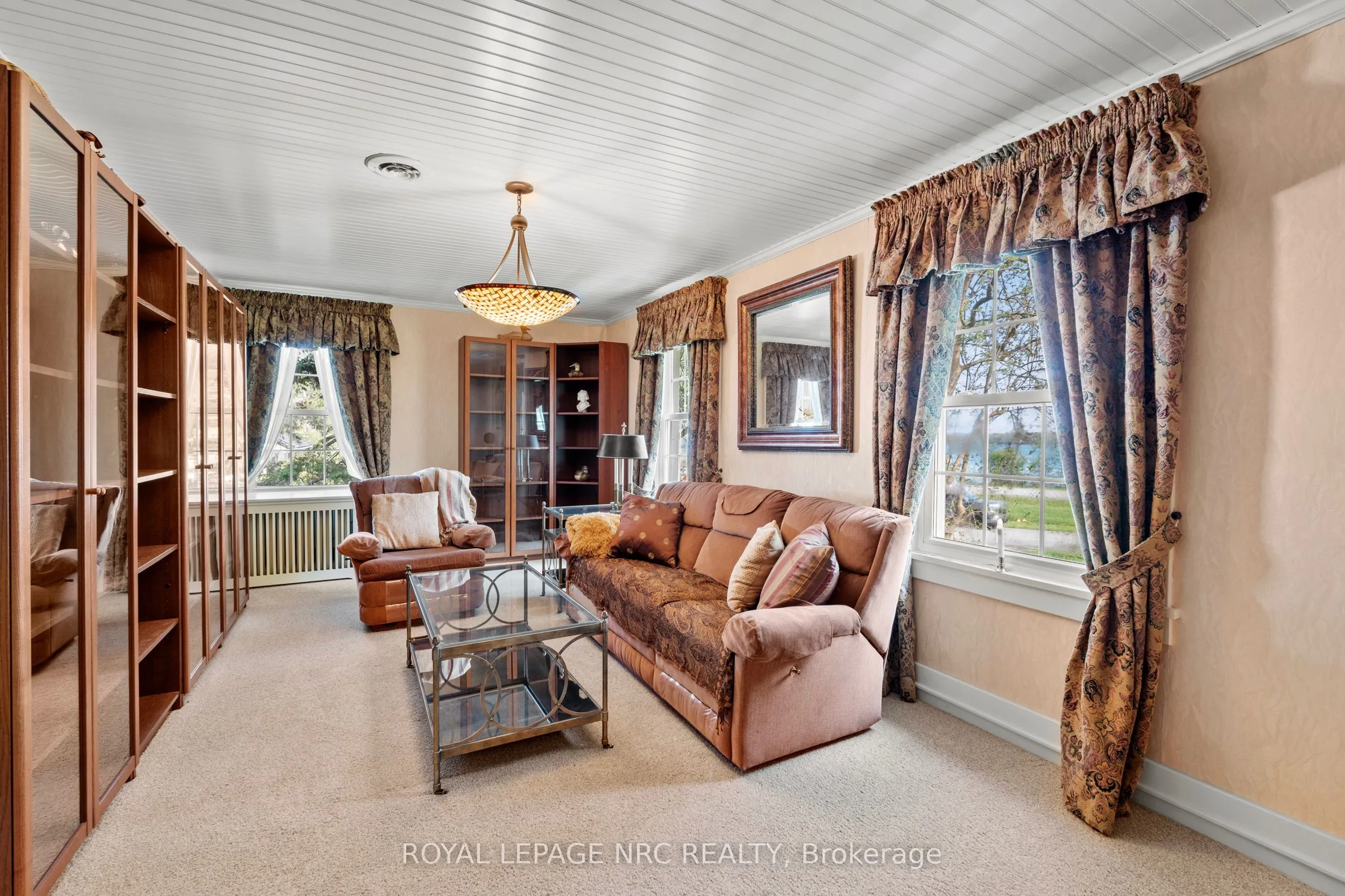 3689 Niagara Boulevard