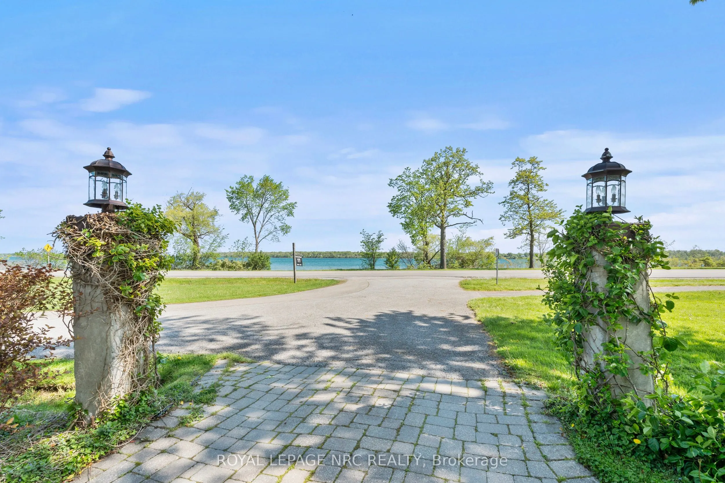 3689 Niagara Boulevard