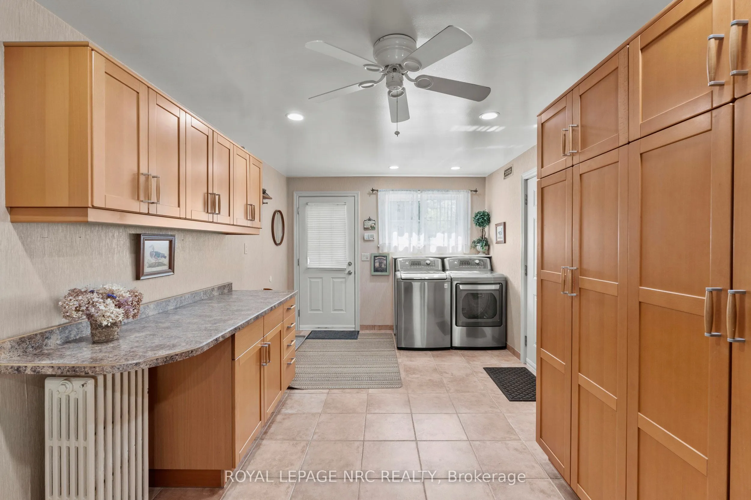 3689 Niagara Boulevard