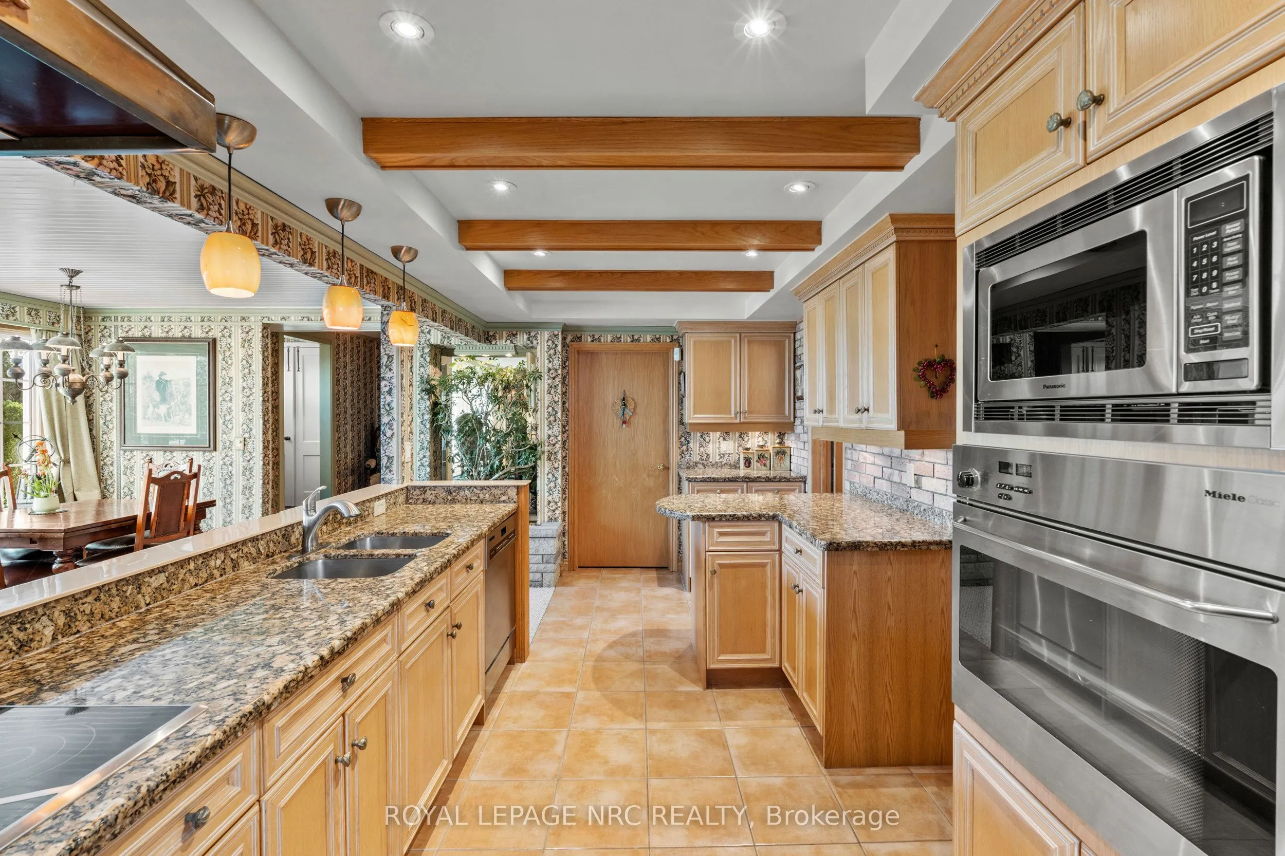 3689 Niagara Boulevard