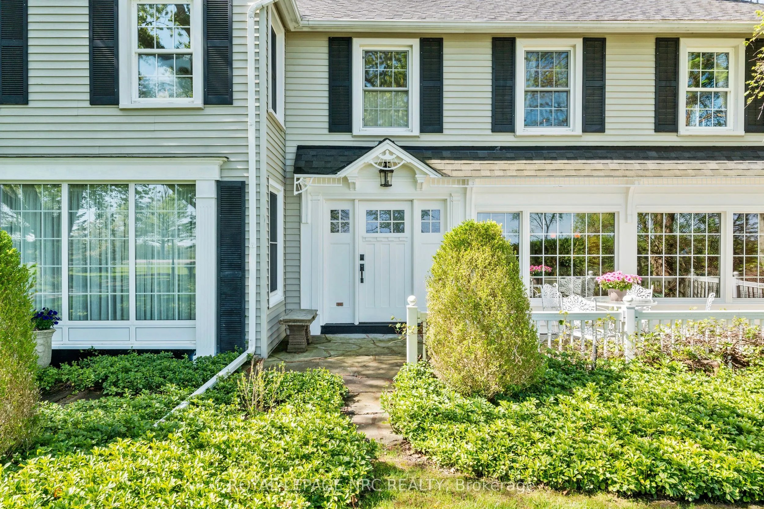 3689 Niagara Boulevard