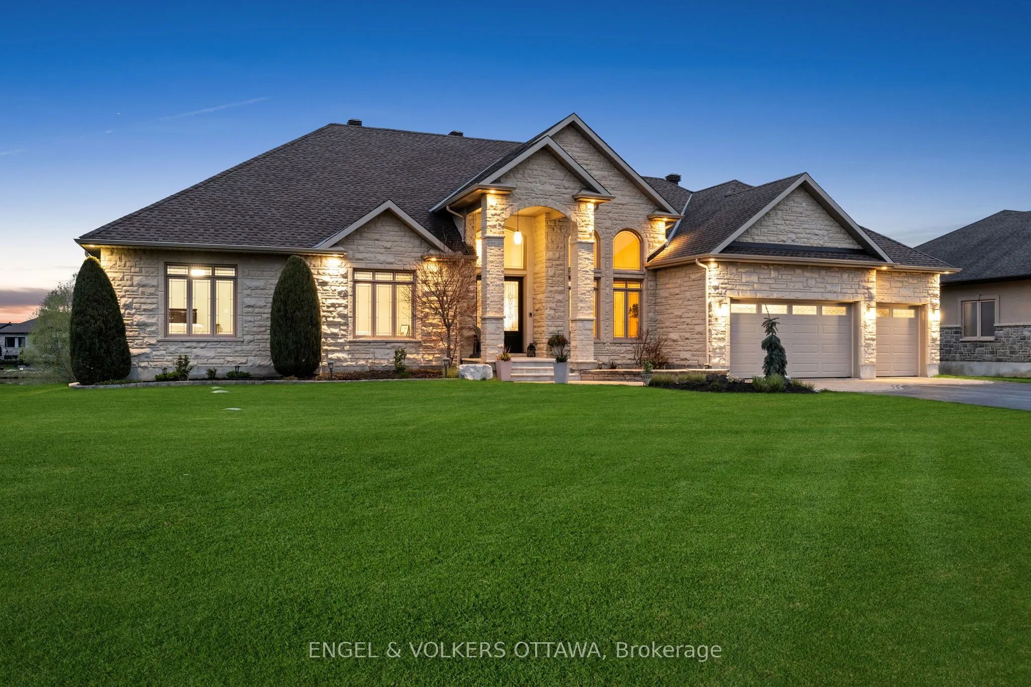1457 Waters Edge Way