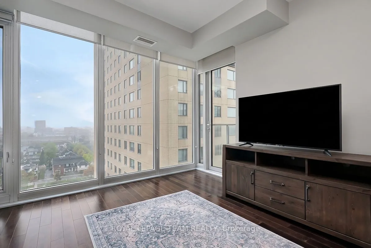 111 Champagne Avenue S #1405