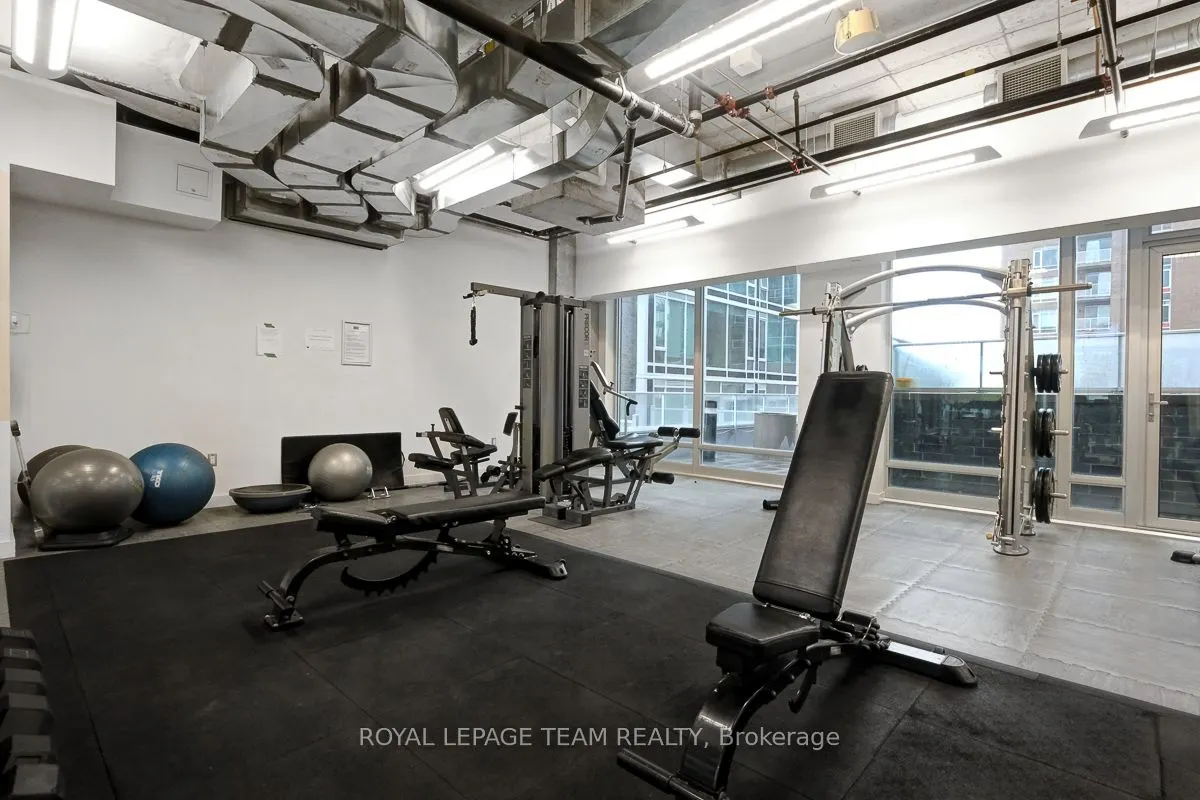 111 Champagne Avenue S #1405