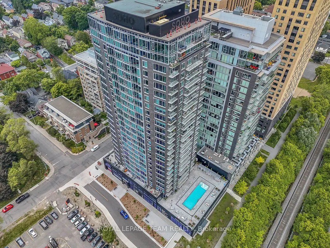 111 Champagne Avenue S #1405