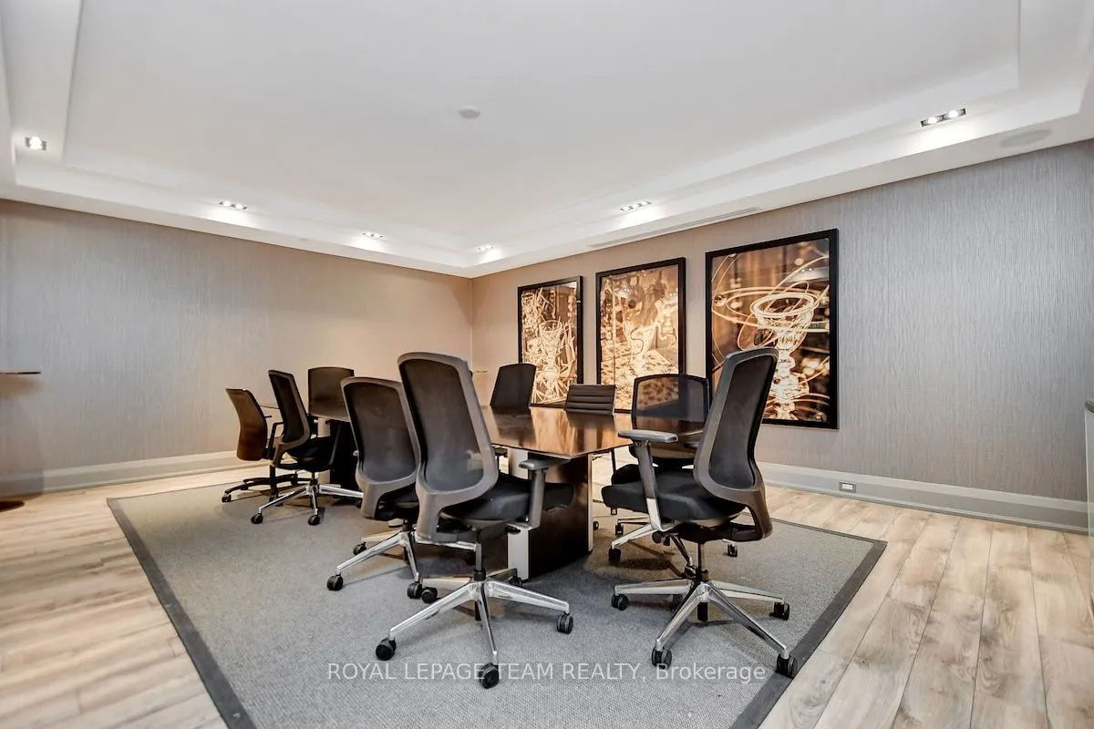 111 Champagne Avenue S #1405