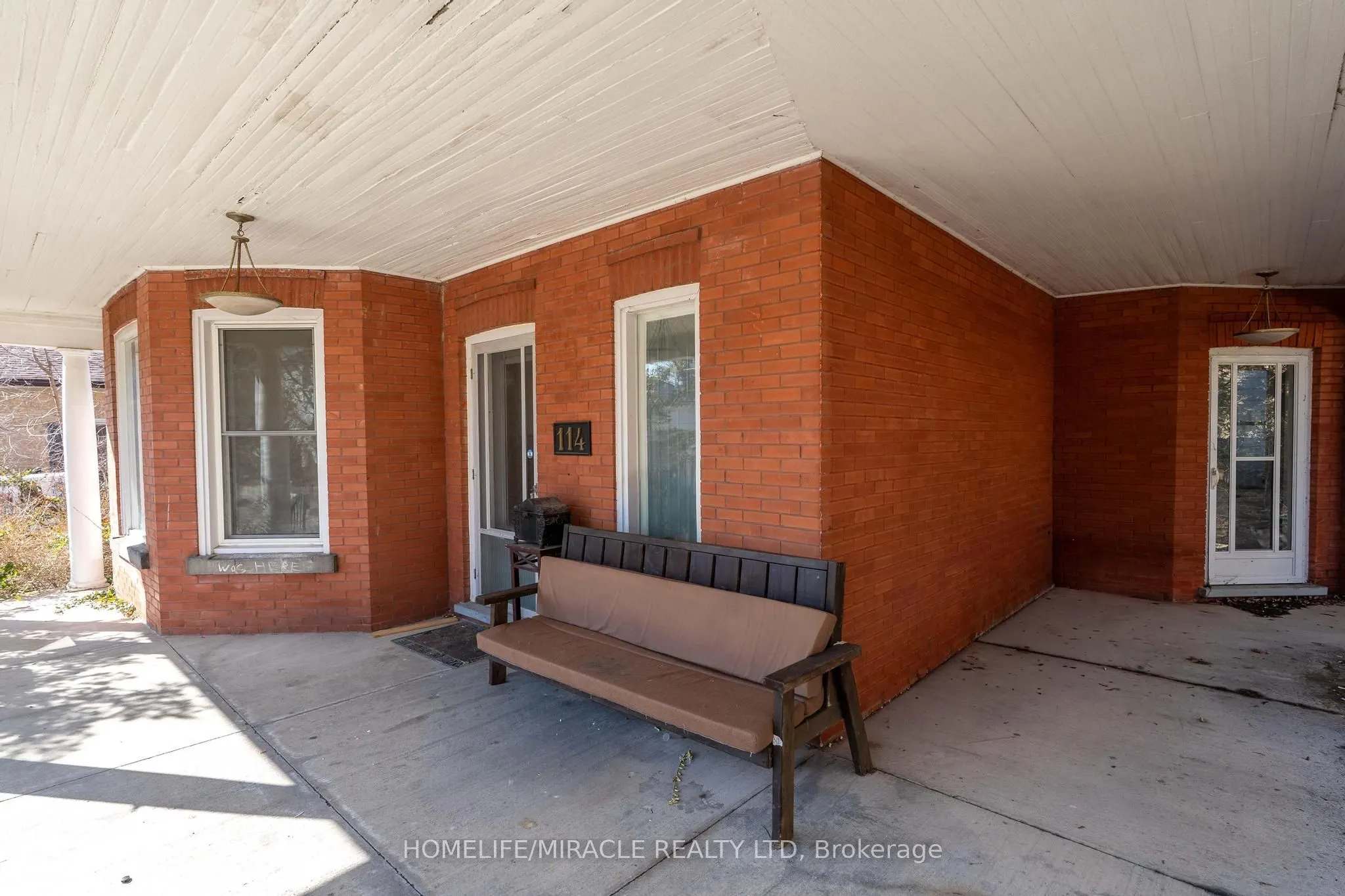 114 Frances Street