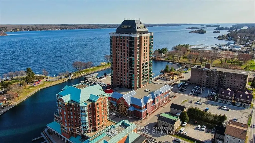 15 St Andrew Street #1802