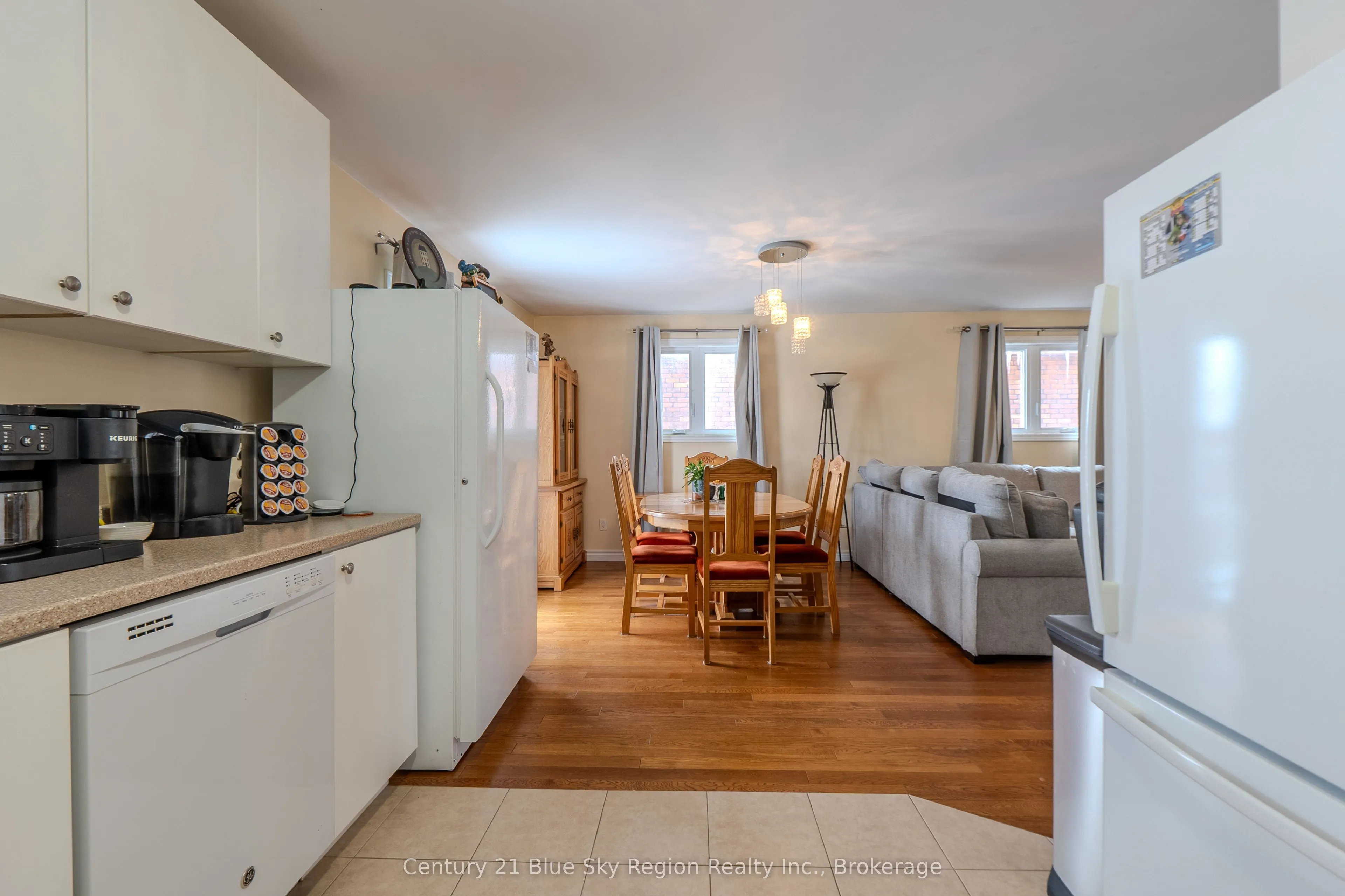 373 First Avenue E