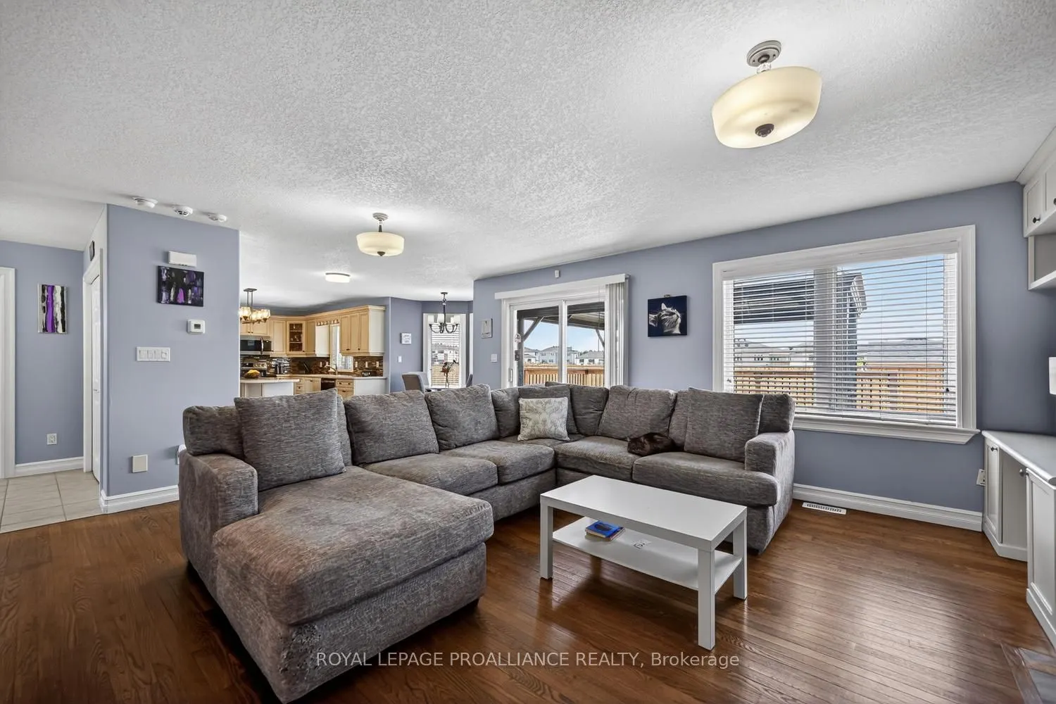 1014 Crestwood Drive