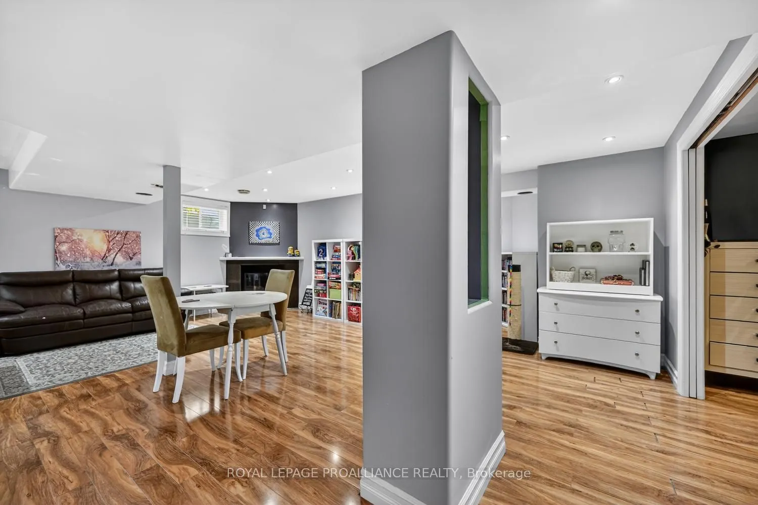 1014 Crestwood Drive