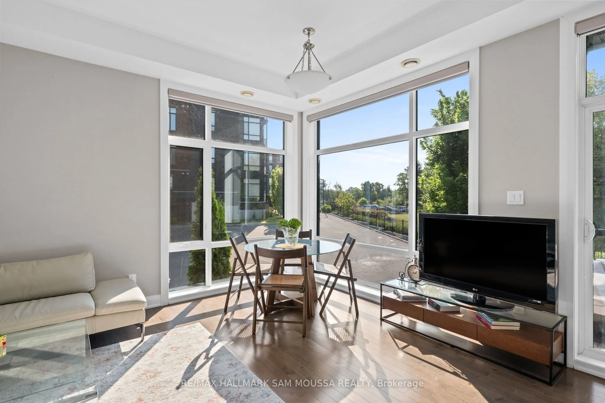 120 Cortile Private #101