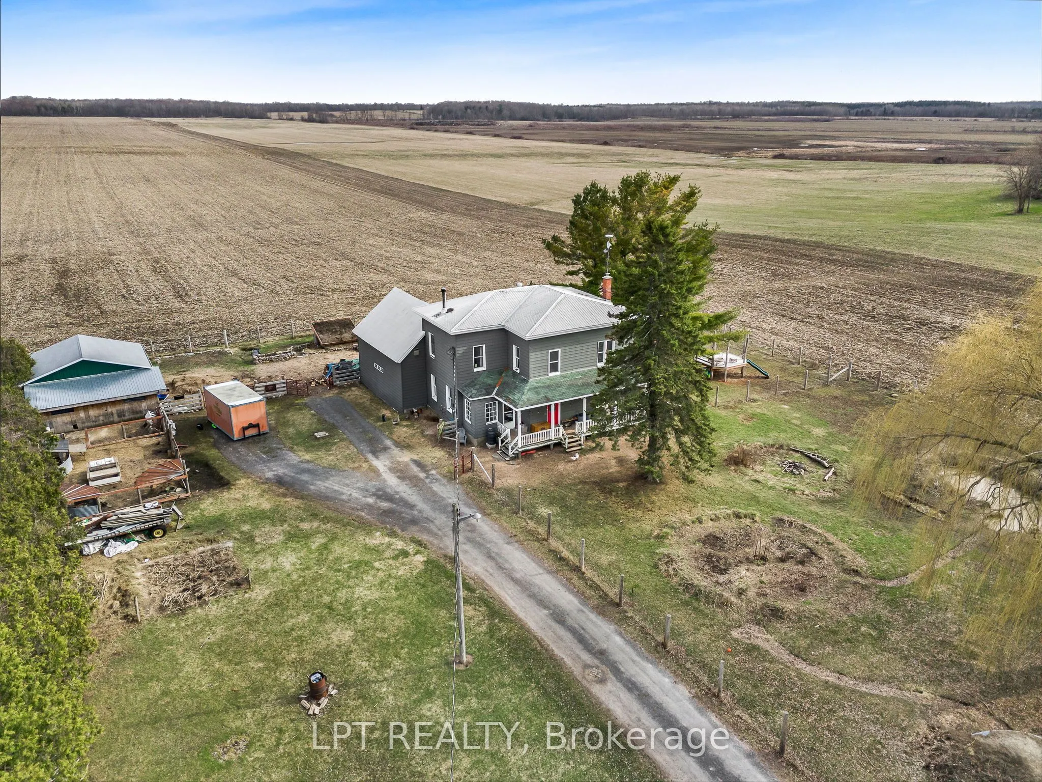 21630 Laggan-Glenelg Road