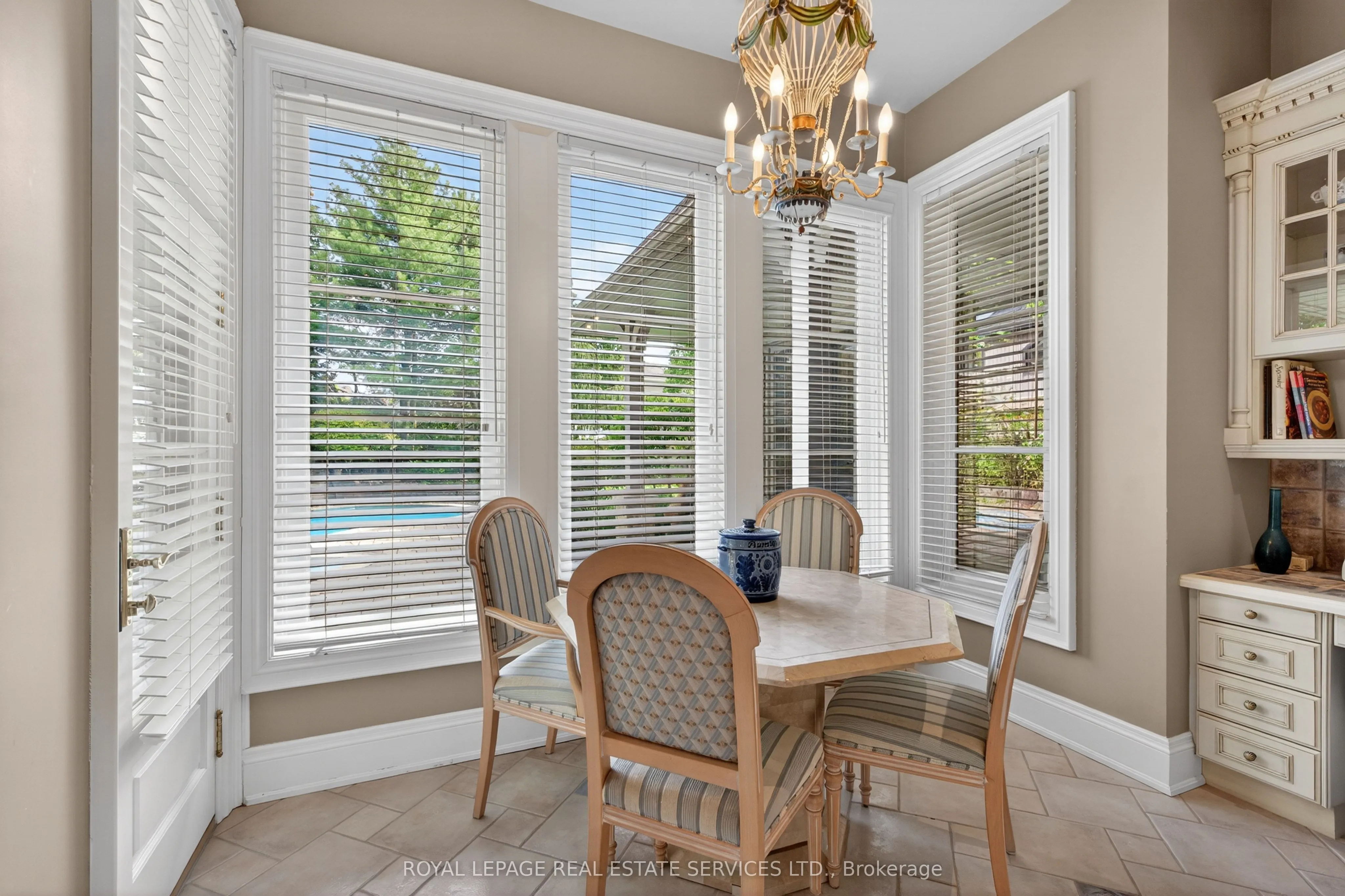 3476 Vinehaven Trail