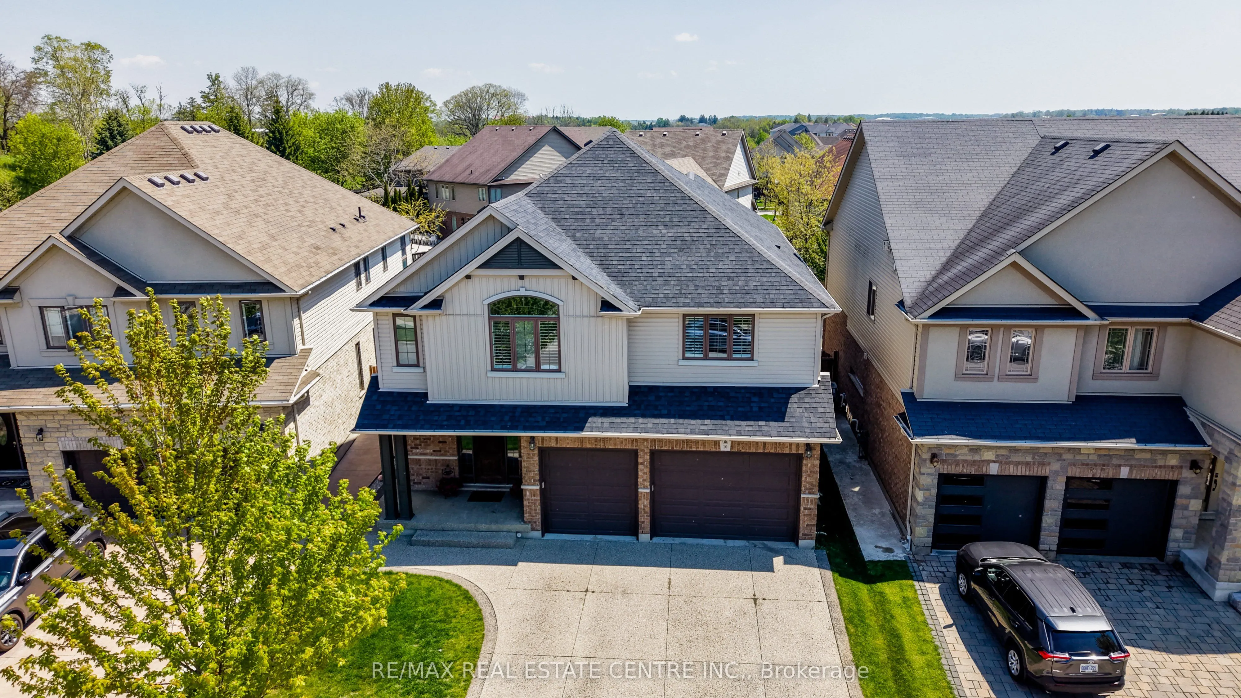 10 Deer Creek Street