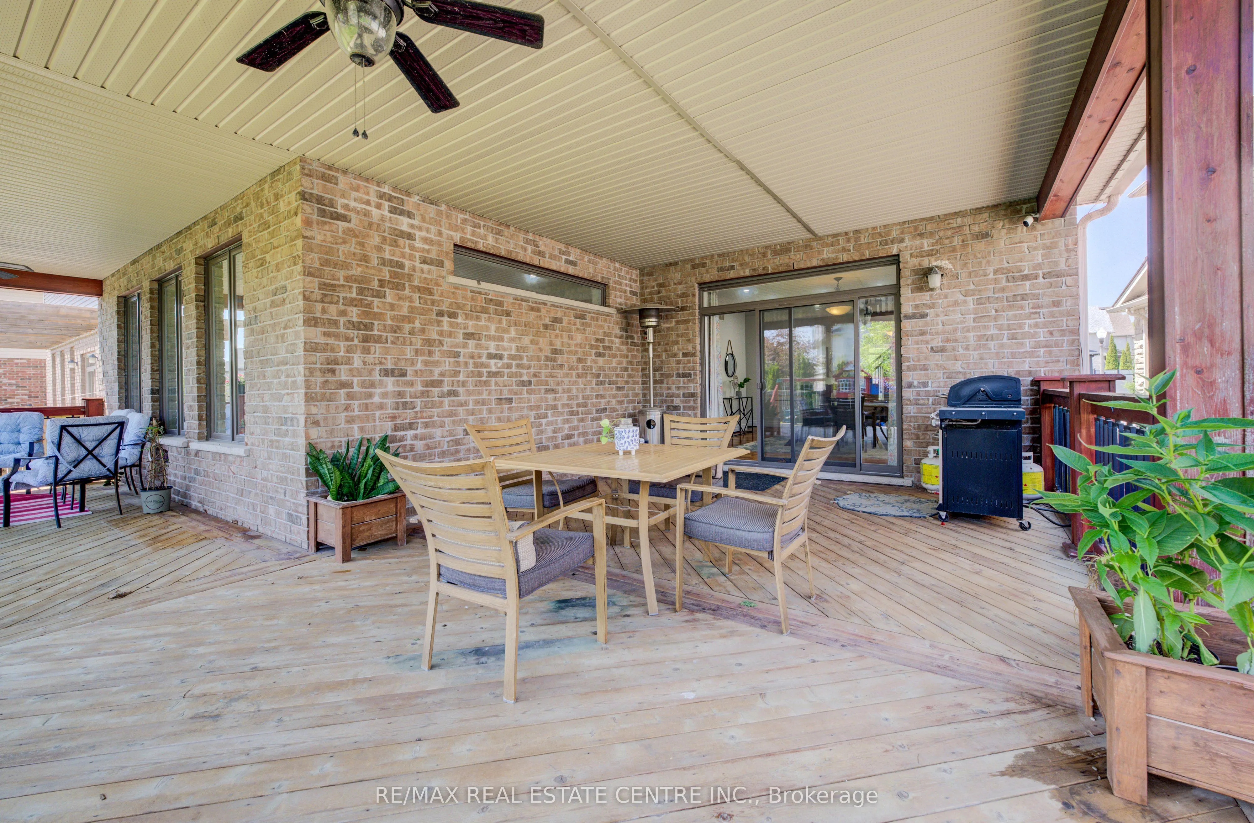 10 Deer Creek Street