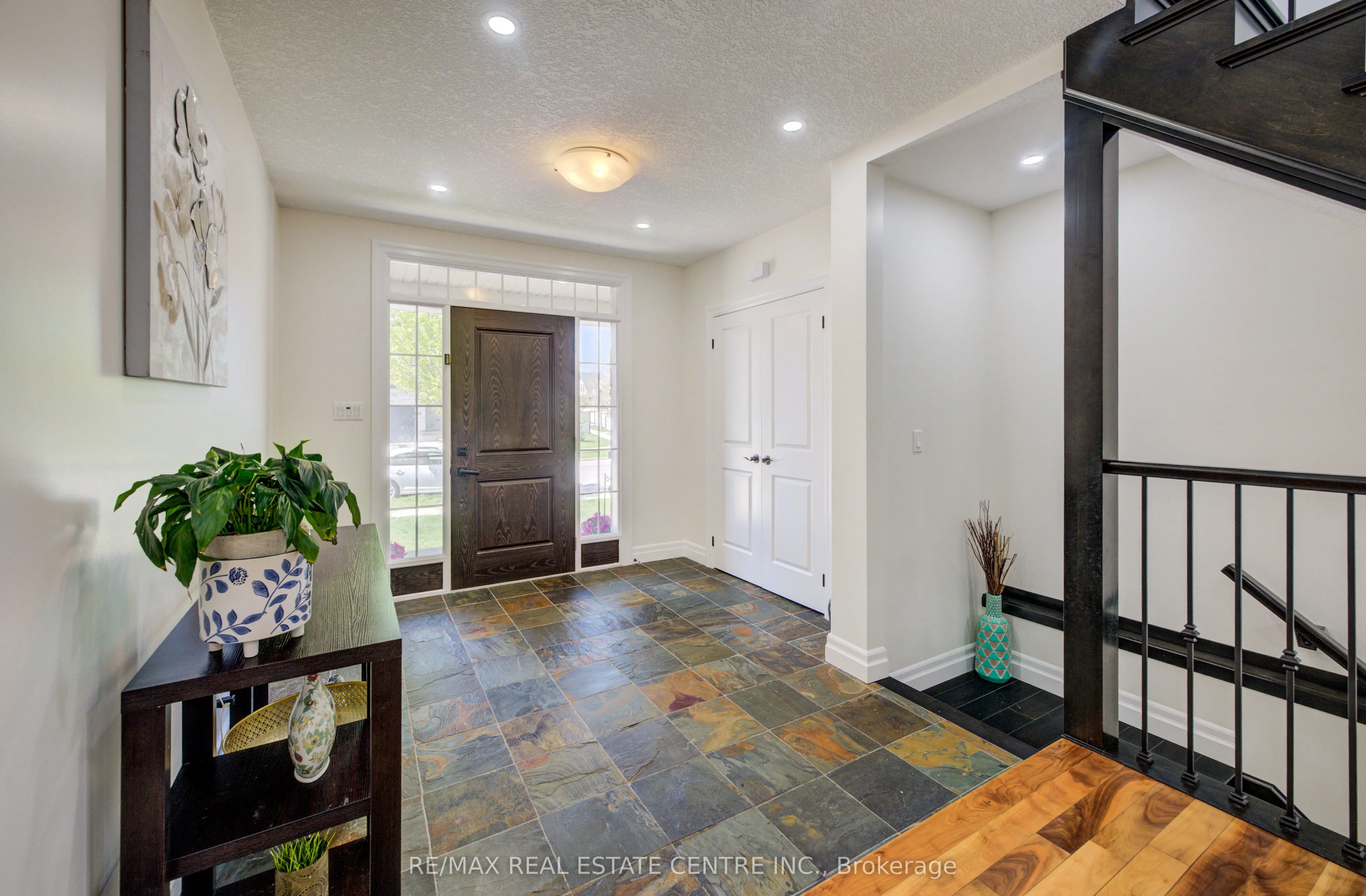 10 Deer Creek Street