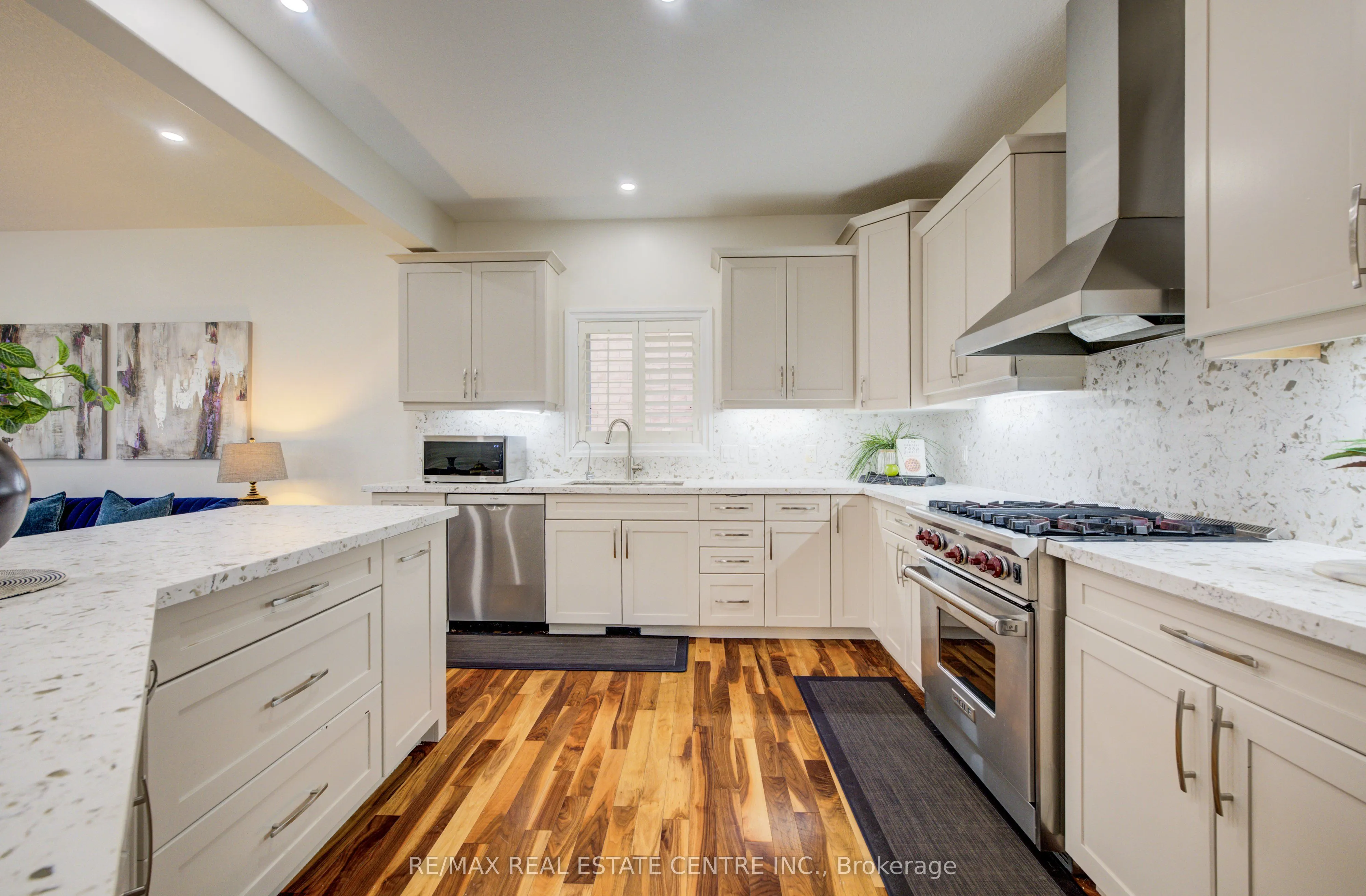 10 Deer Creek Street