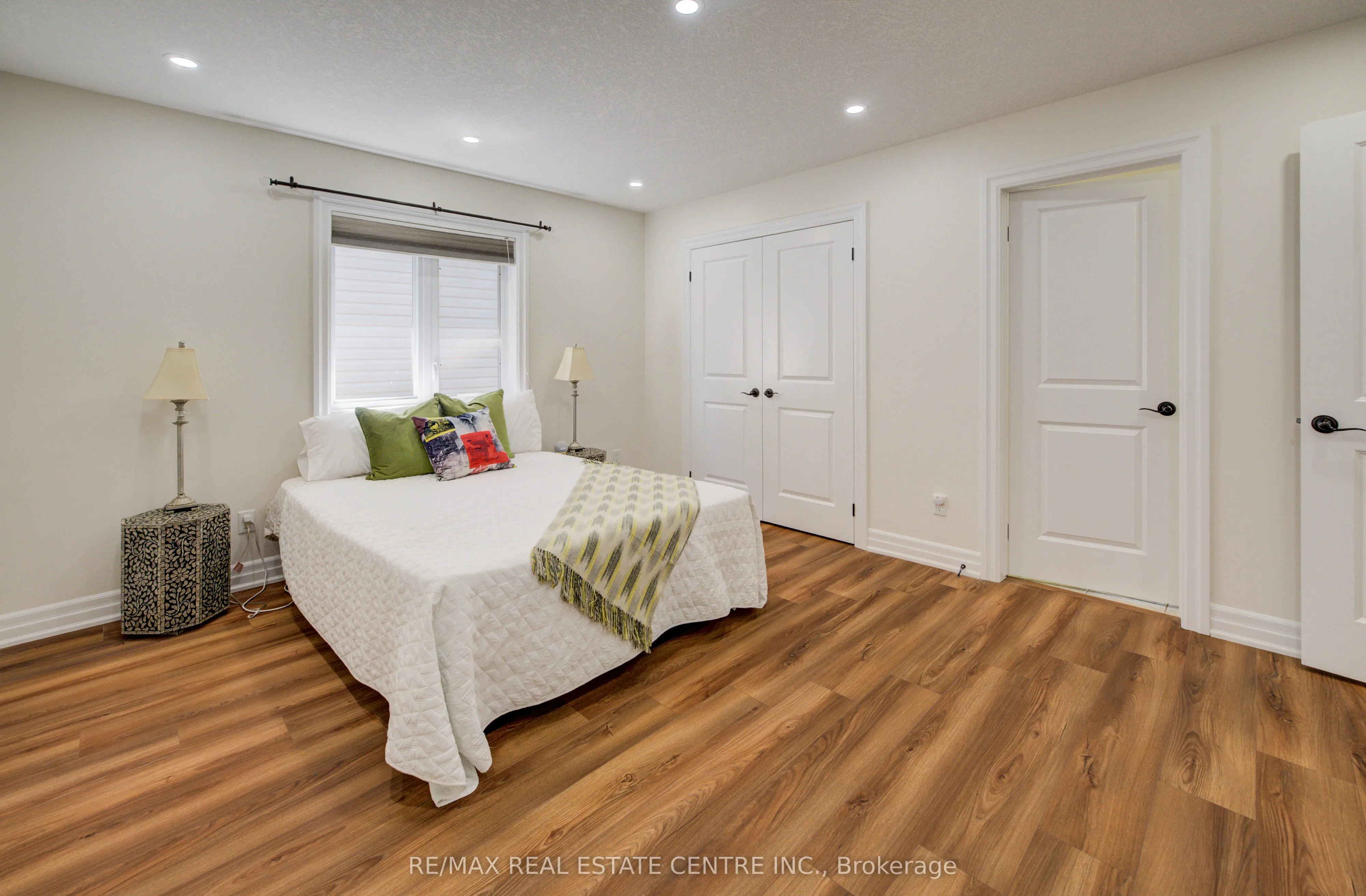 10 Deer Creek Street