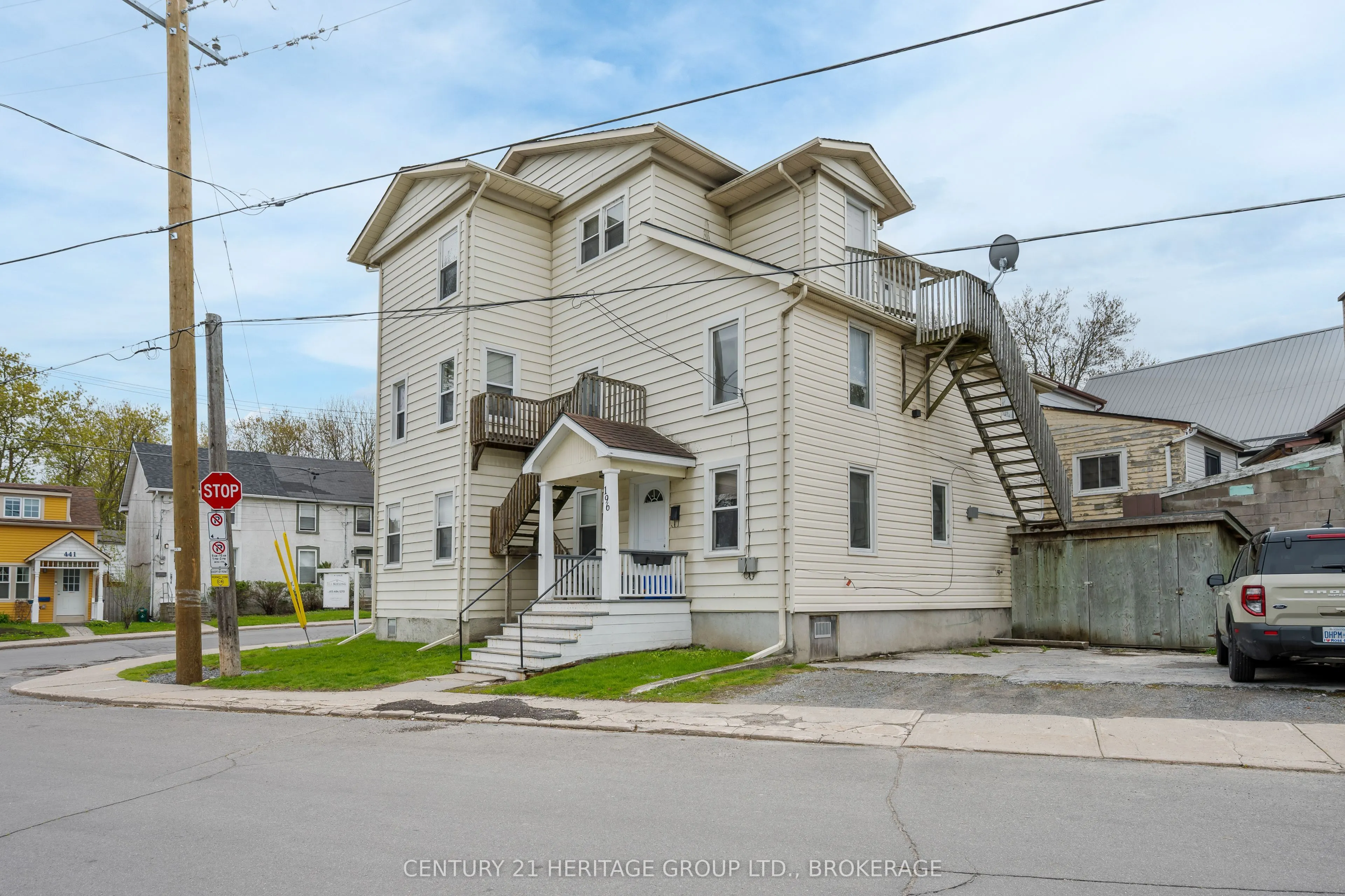 432 Barrie Street