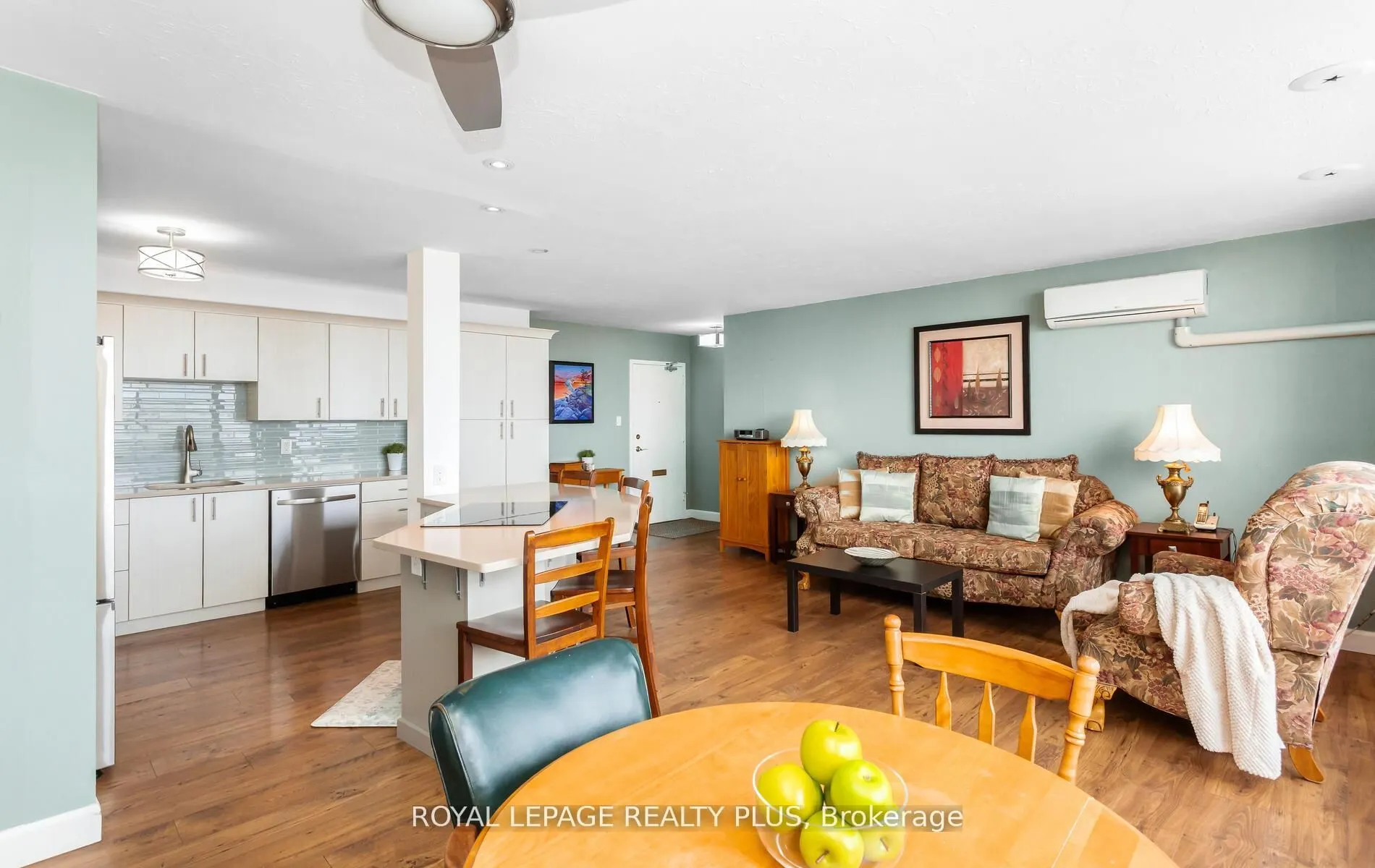 15 Towering Heights Boulevard #1204