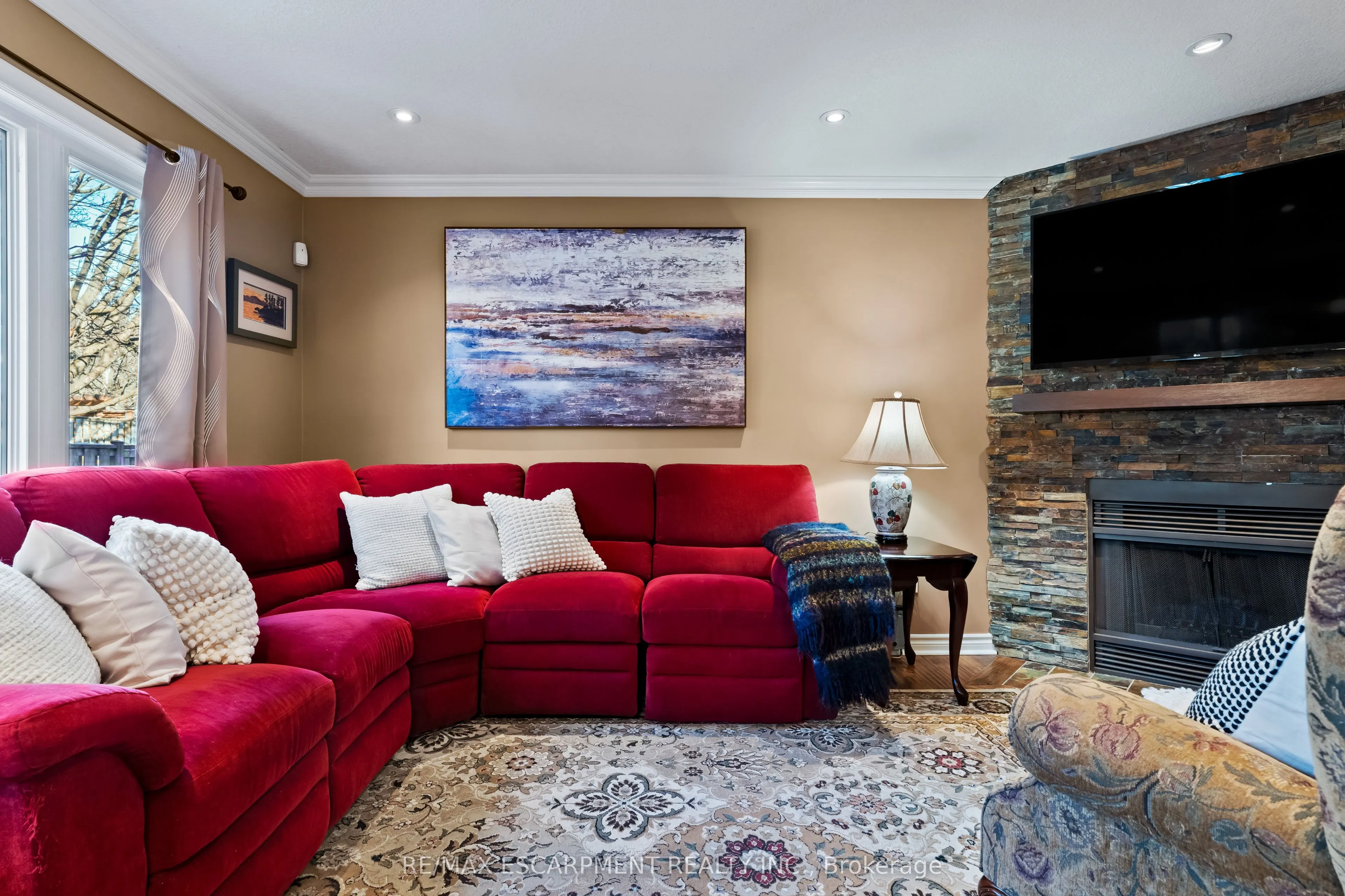 79 Braeheid Avenue #16