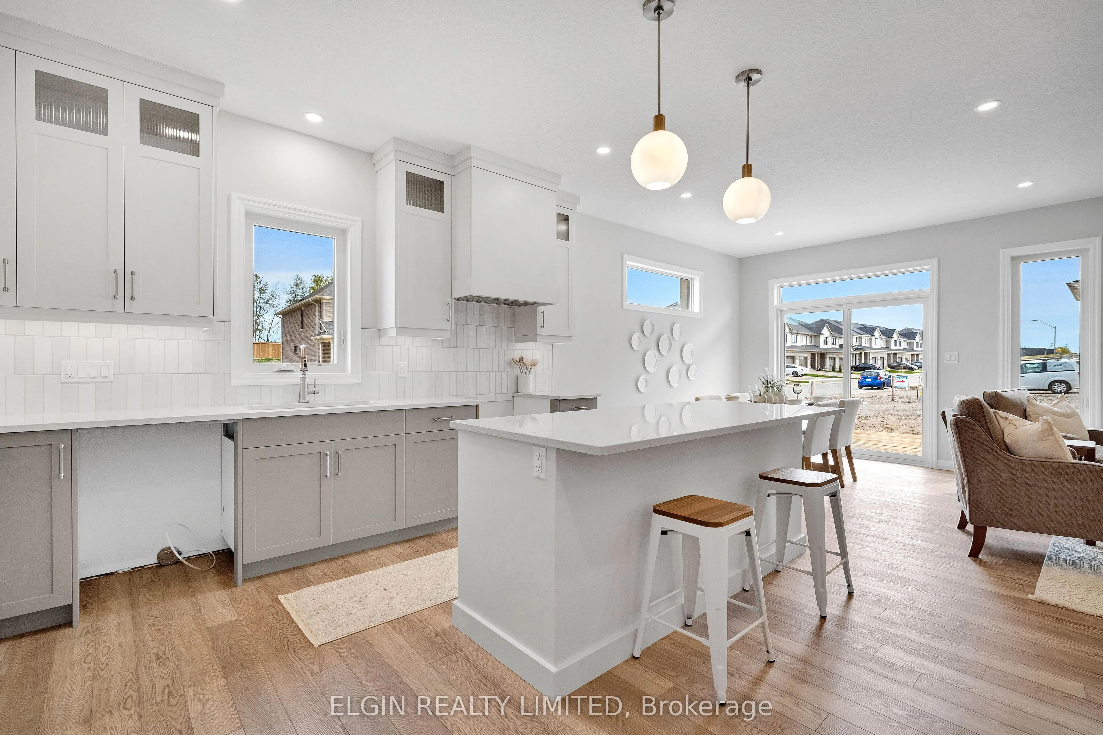 79 Hemlock Crescent