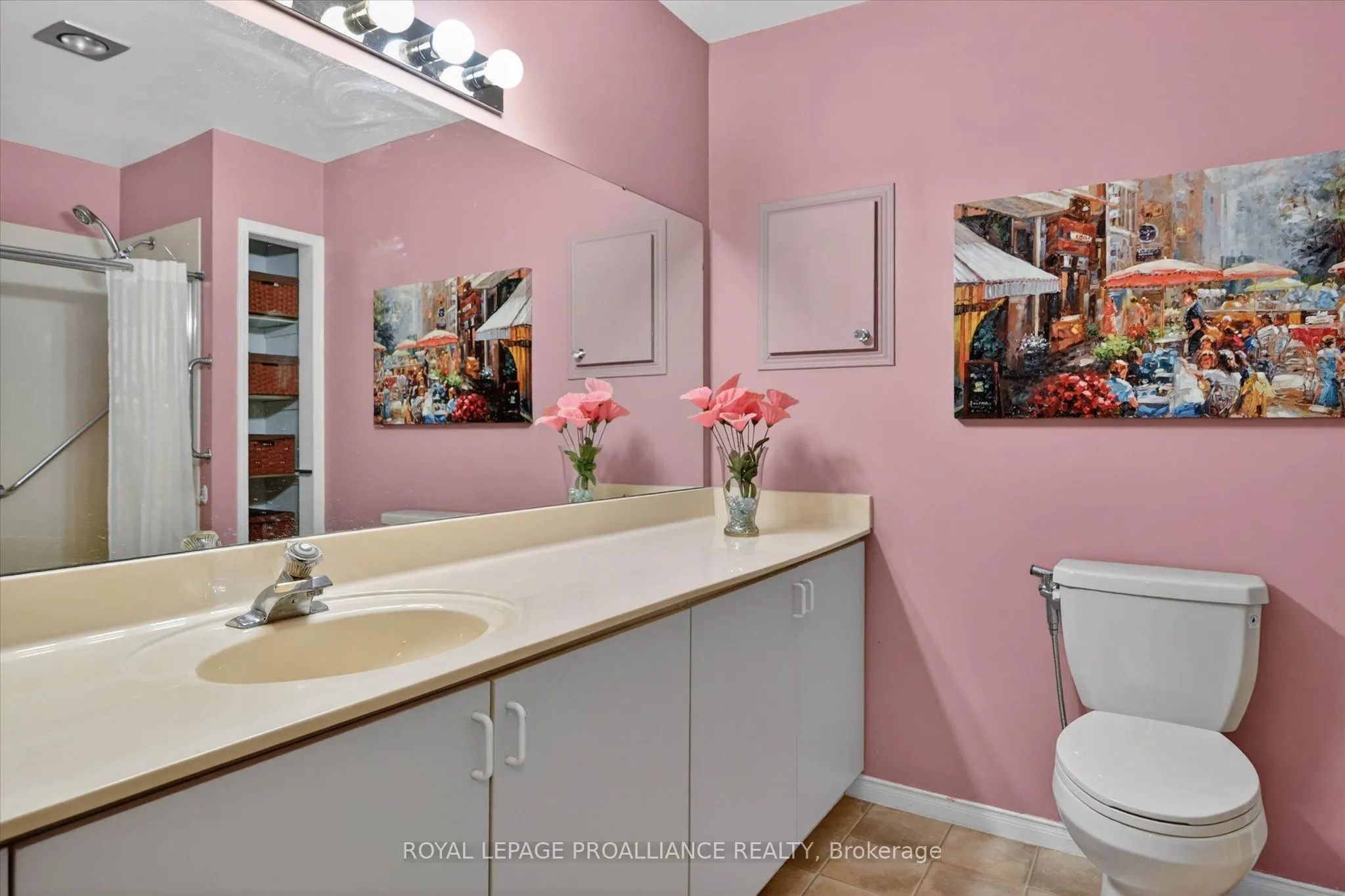 1099 Clonsilla Avenue #312A