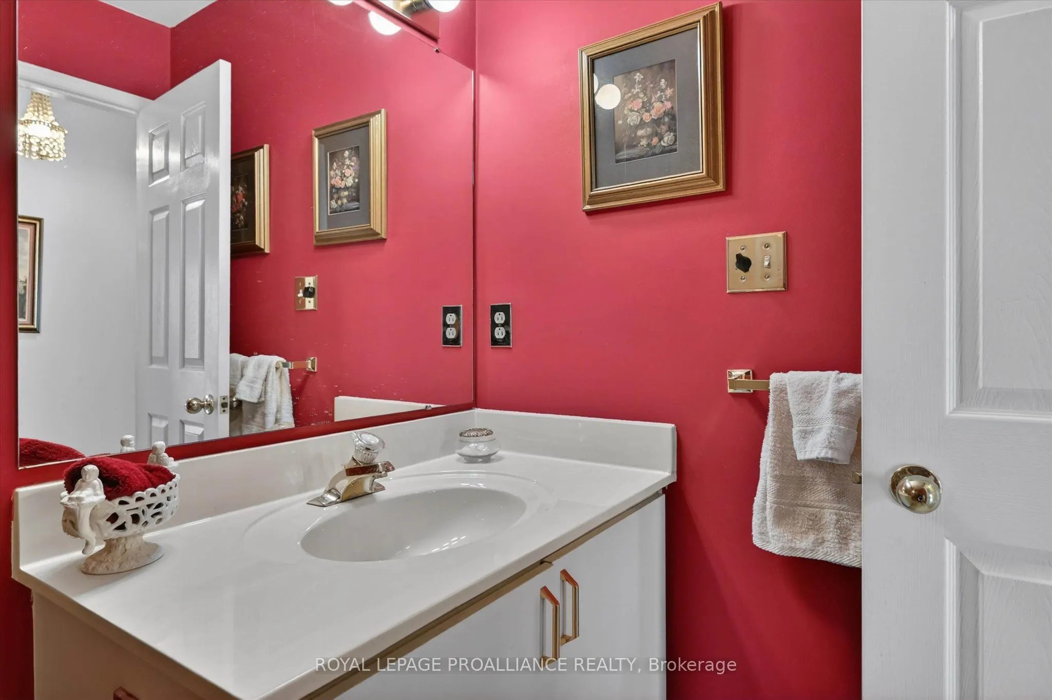1099 Clonsilla Avenue #312A