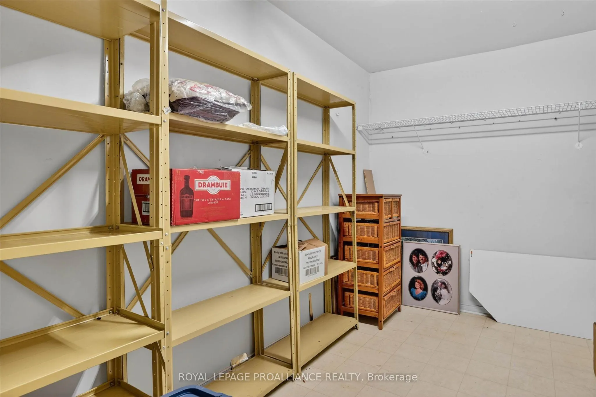 1099 Clonsilla Avenue #312A