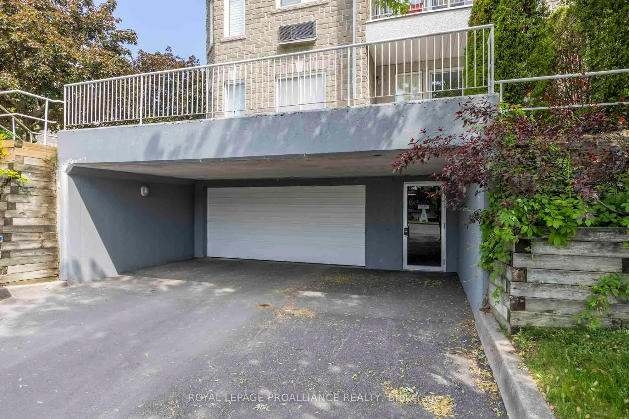 1099 Clonsilla Avenue #312A