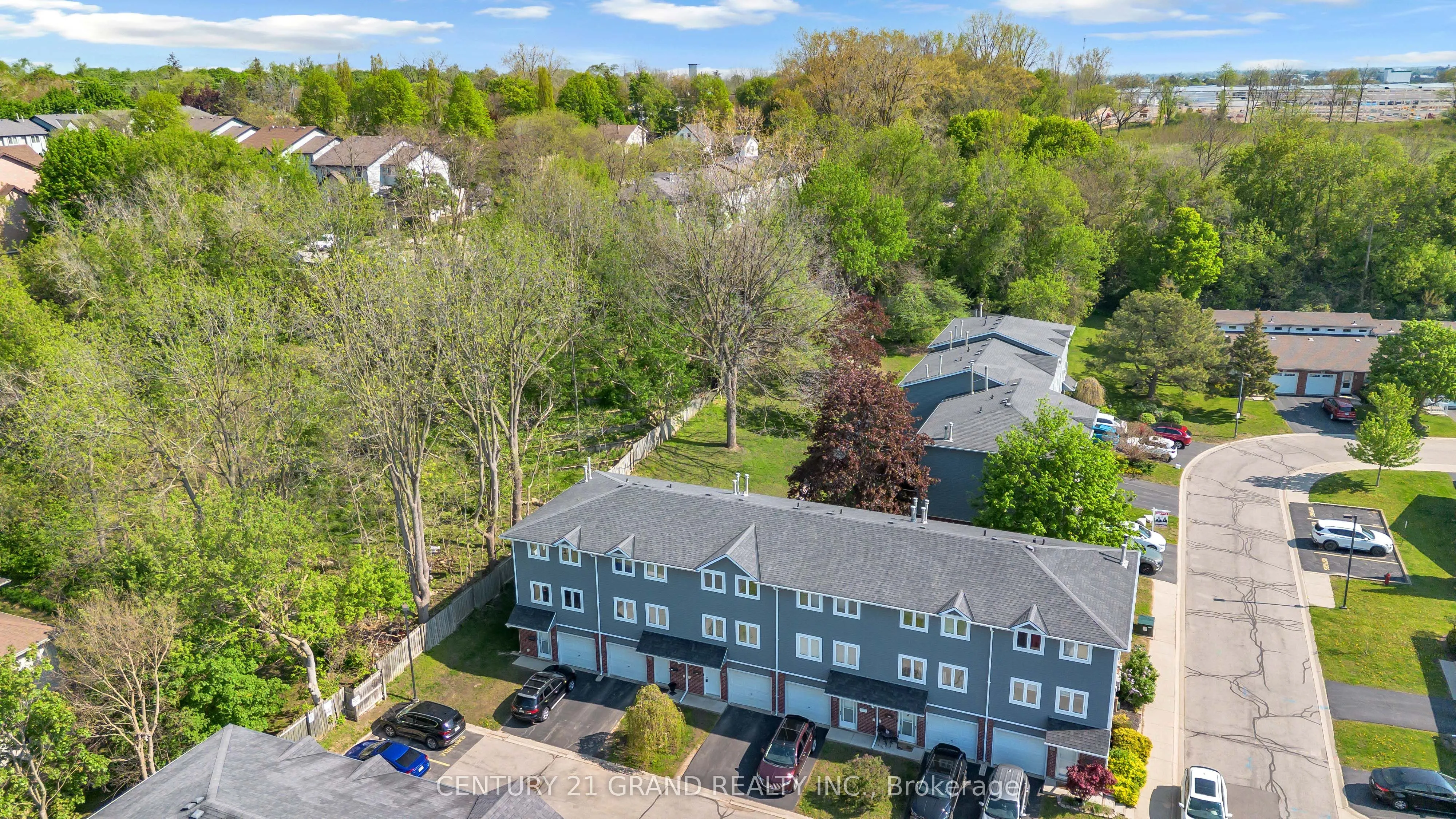 52 Harris Avenue #D