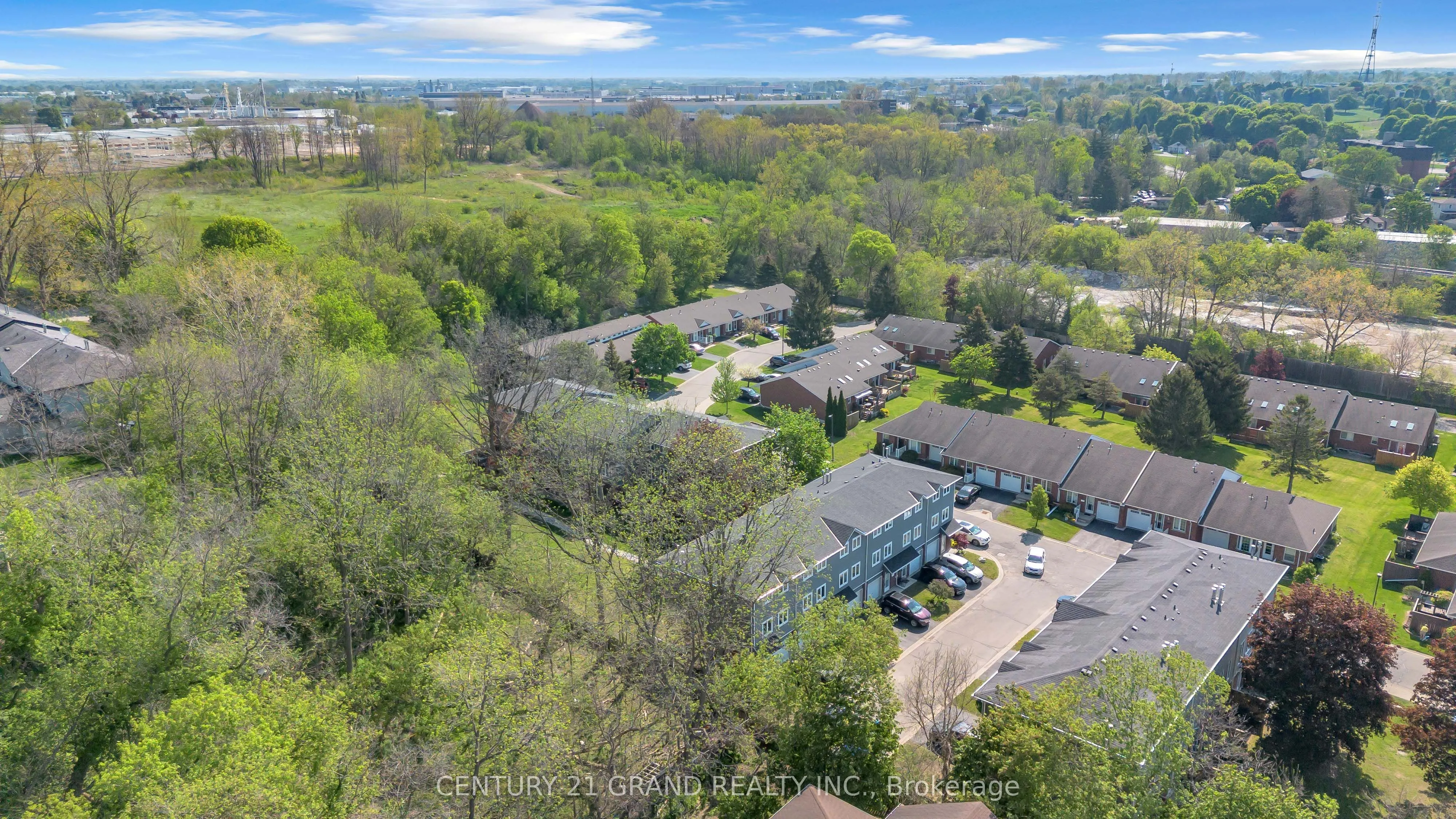 52 Harris Avenue #D