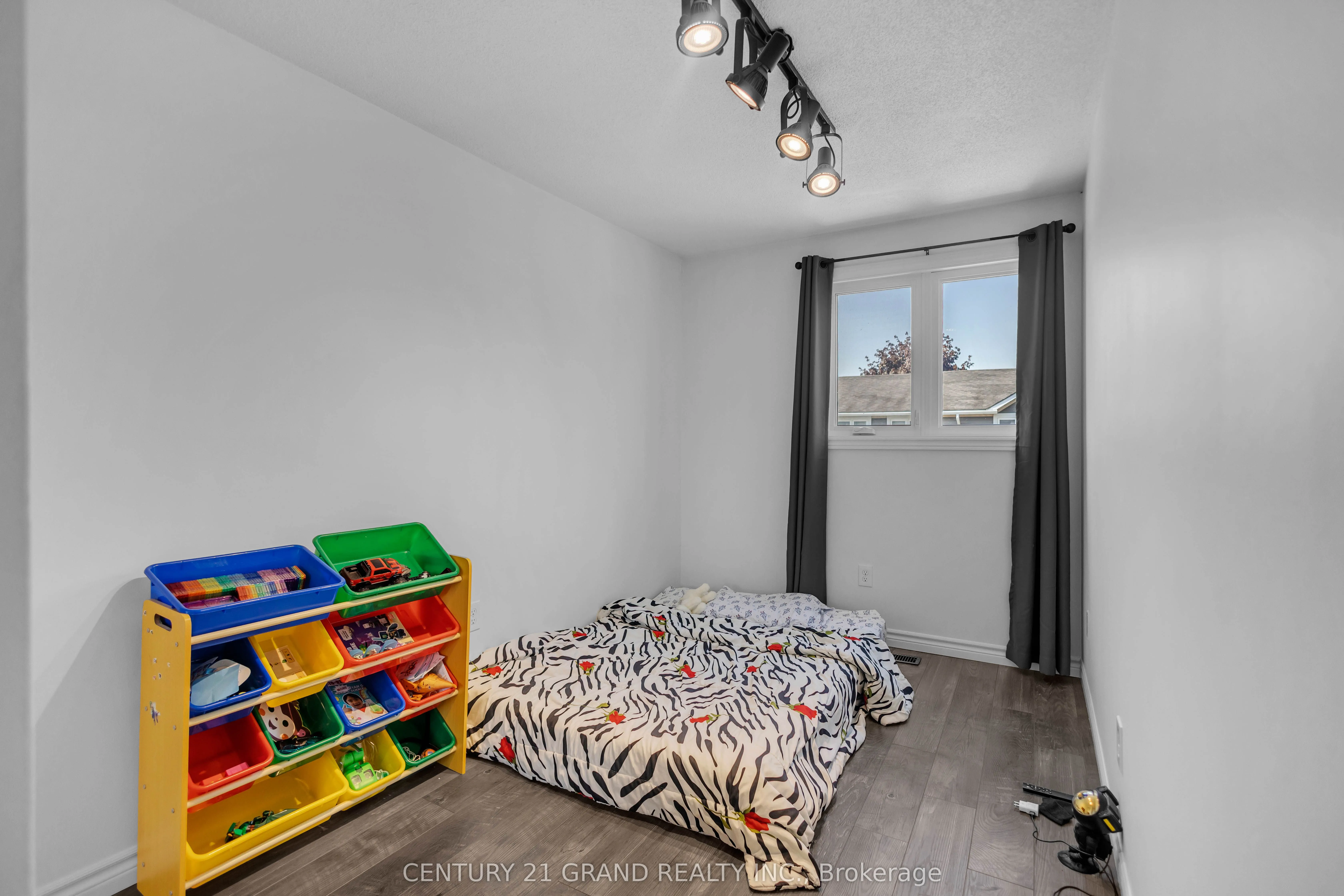52 Harris Avenue #D