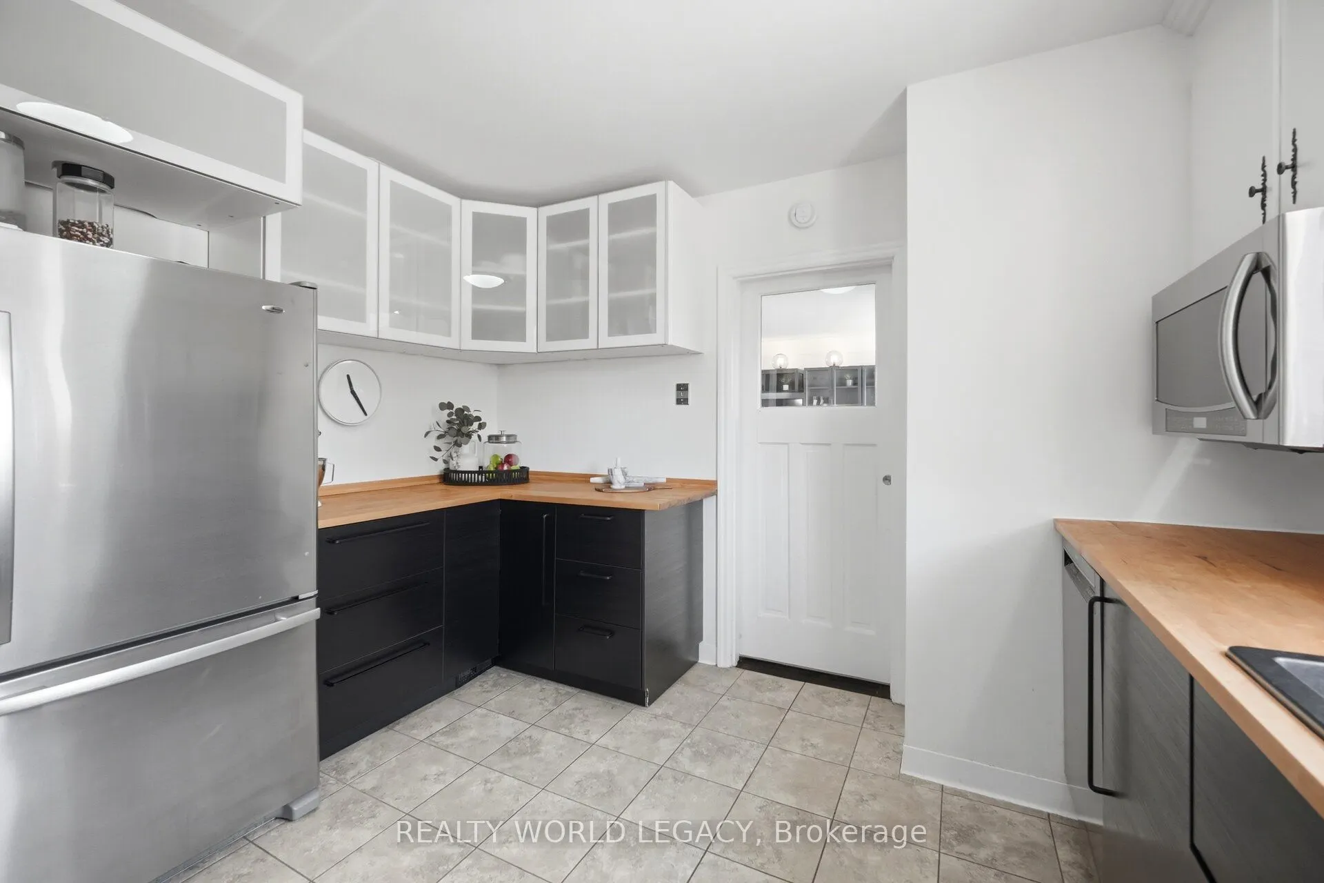 94 Clarendon Avenue