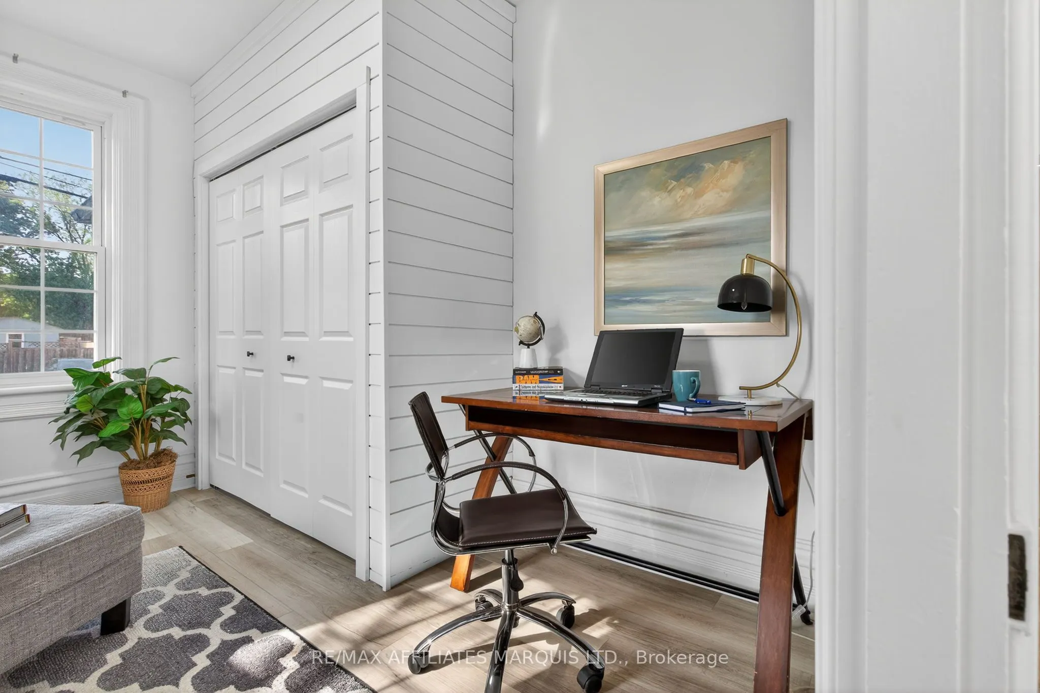 326 Third Street E